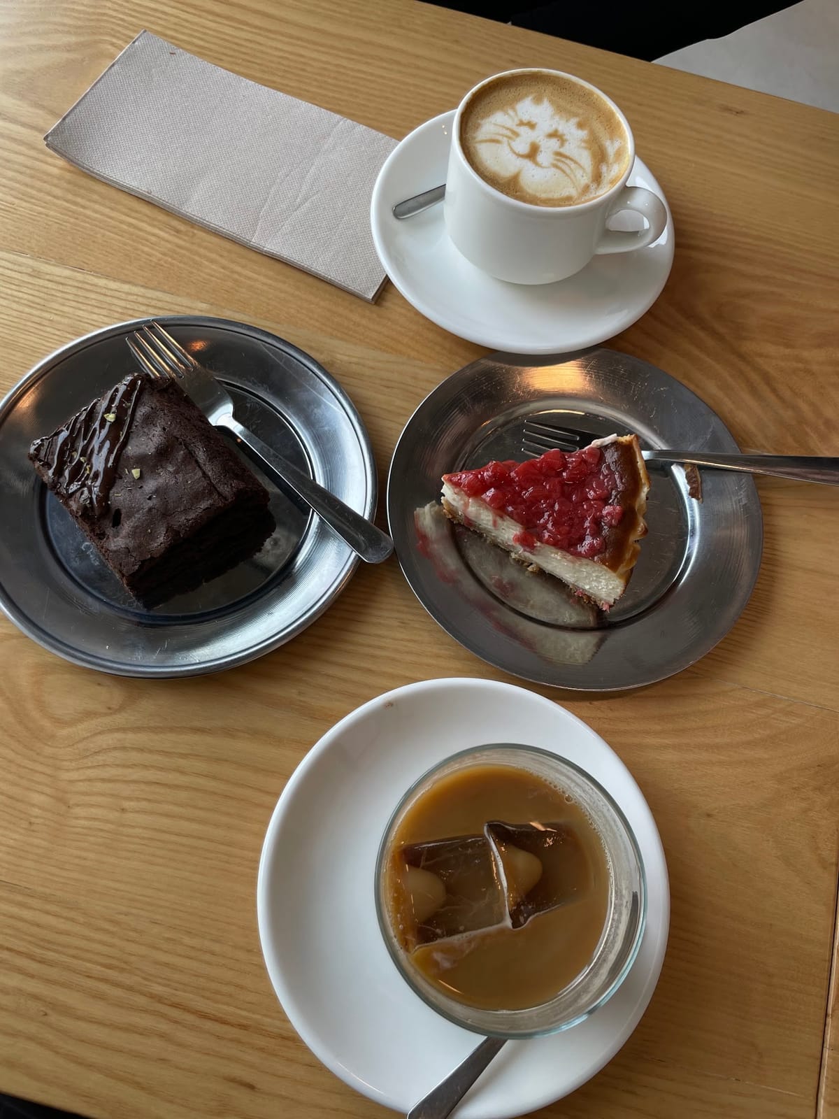 Plein Cafe & Deli