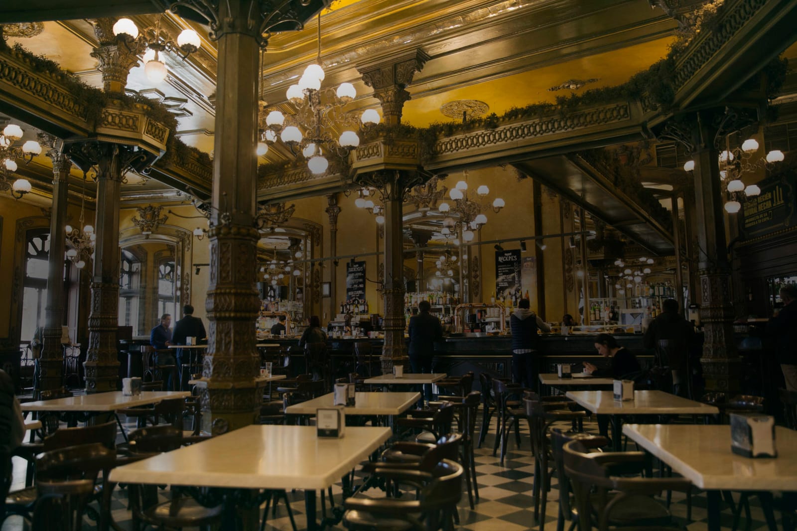 Café Iruña photo 5