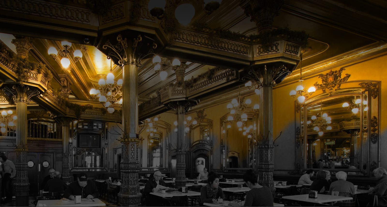 Café Iruña photo 2