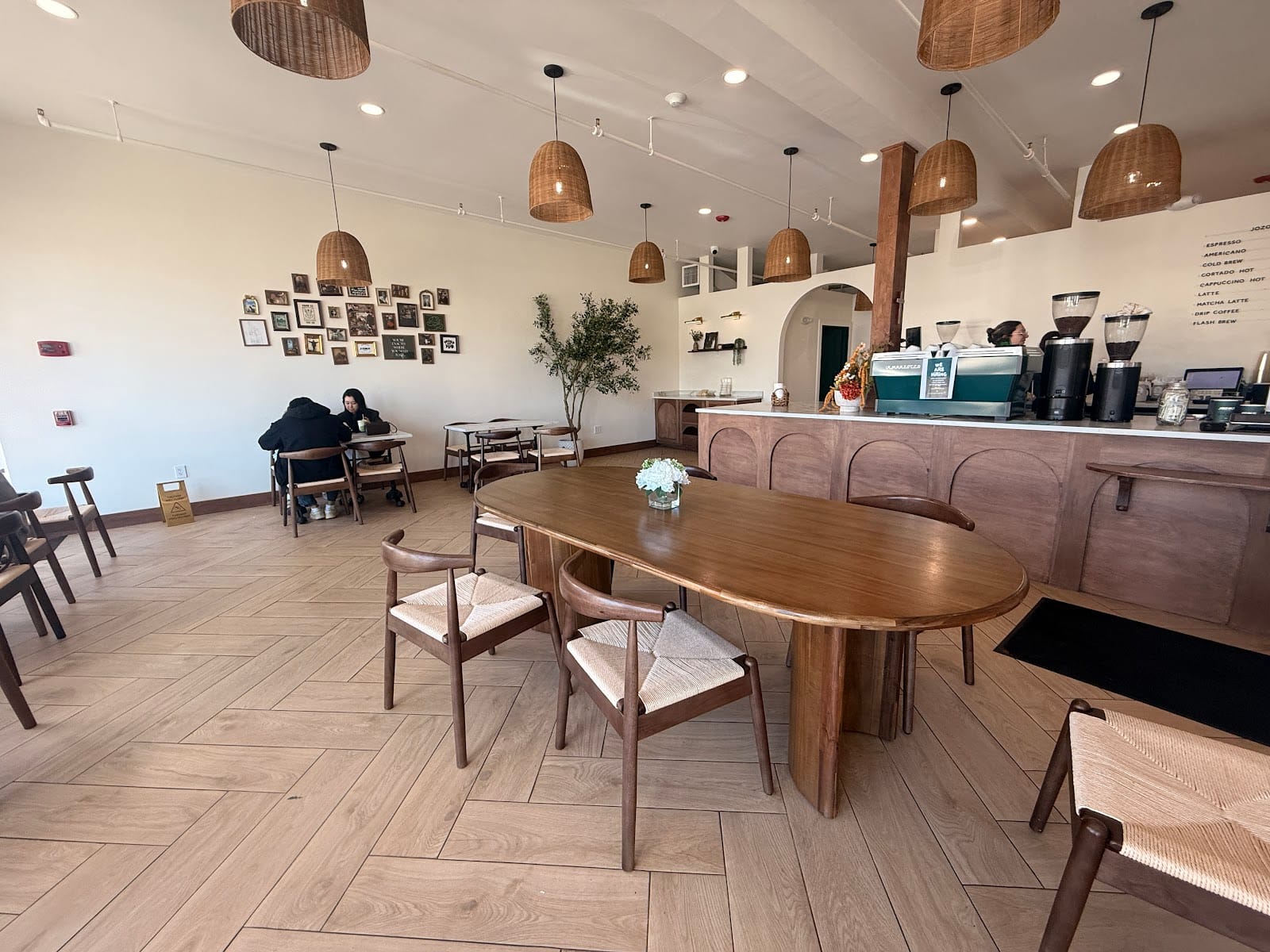 Jozour Café