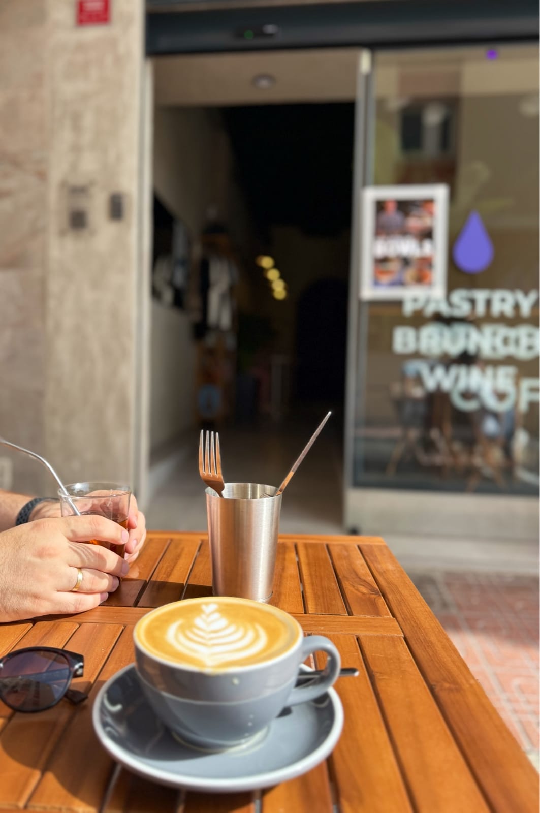 BLUR — Specialty Coffee & Brunch