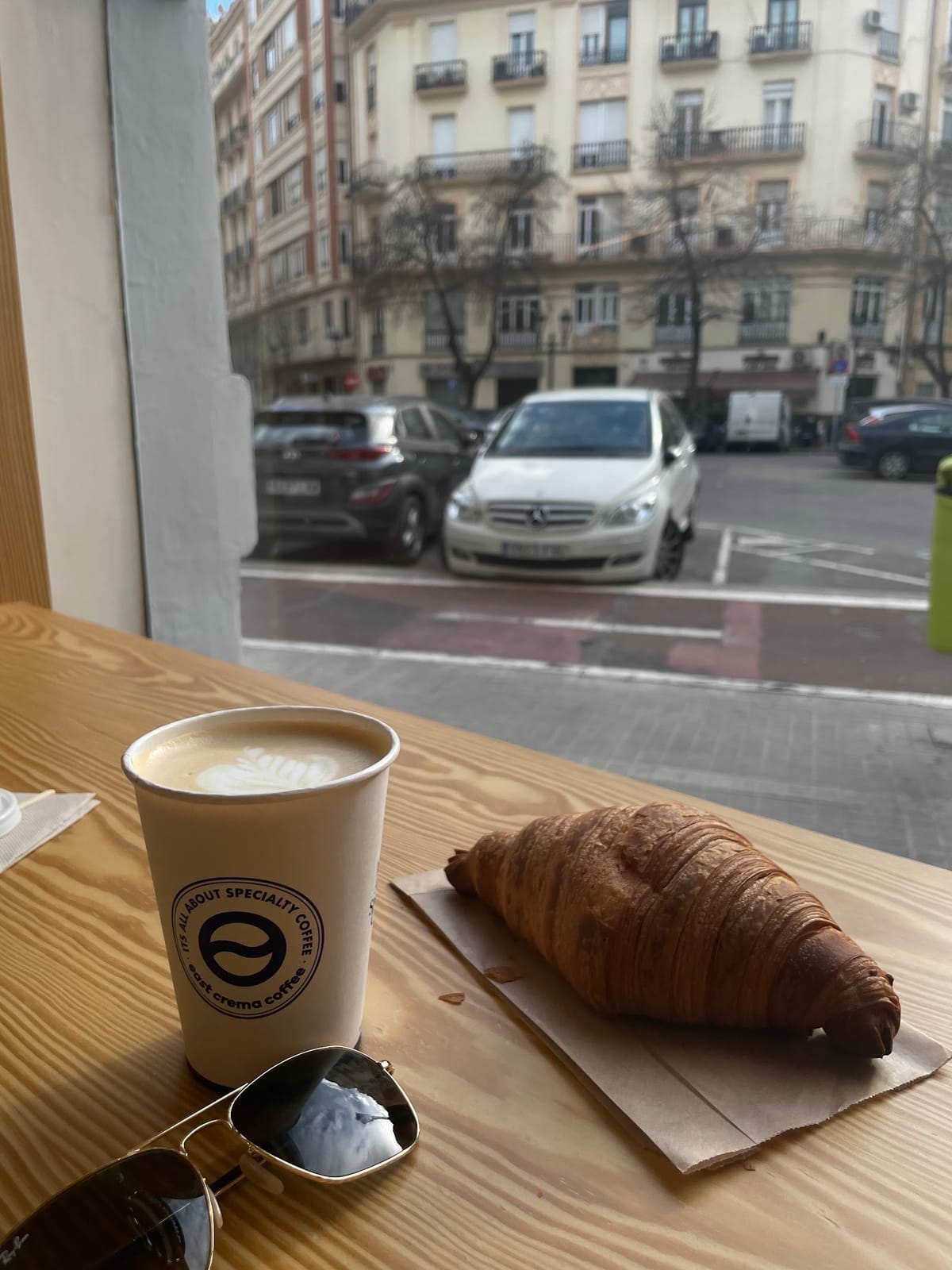 East Crema Coffee Almirante Cadarso (Specialty Coffee Valencia)