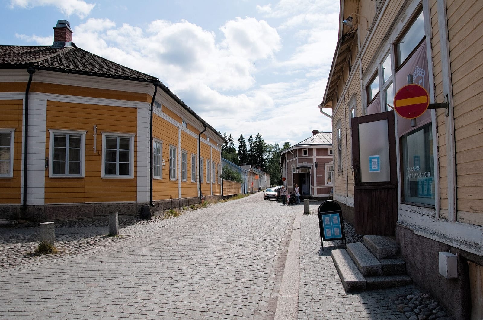 Tullin Kaffe photo 2