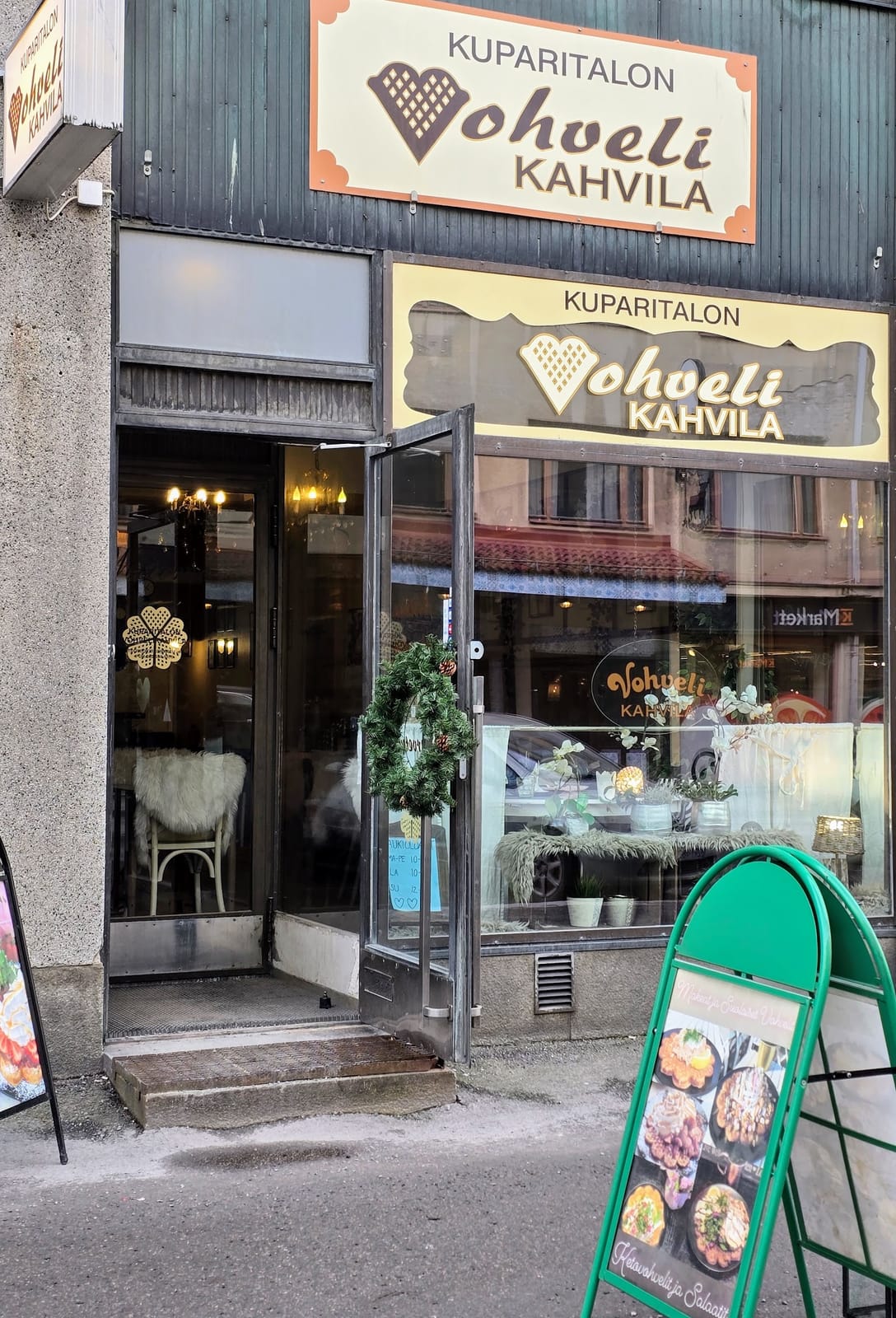 Kuparitalon Vohvelikahvila