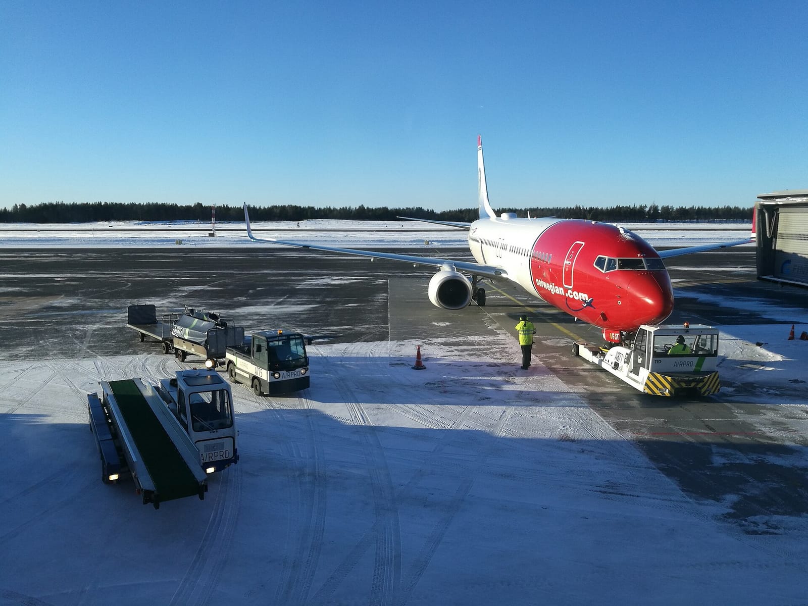 Oulu cafe (airside) photo 3