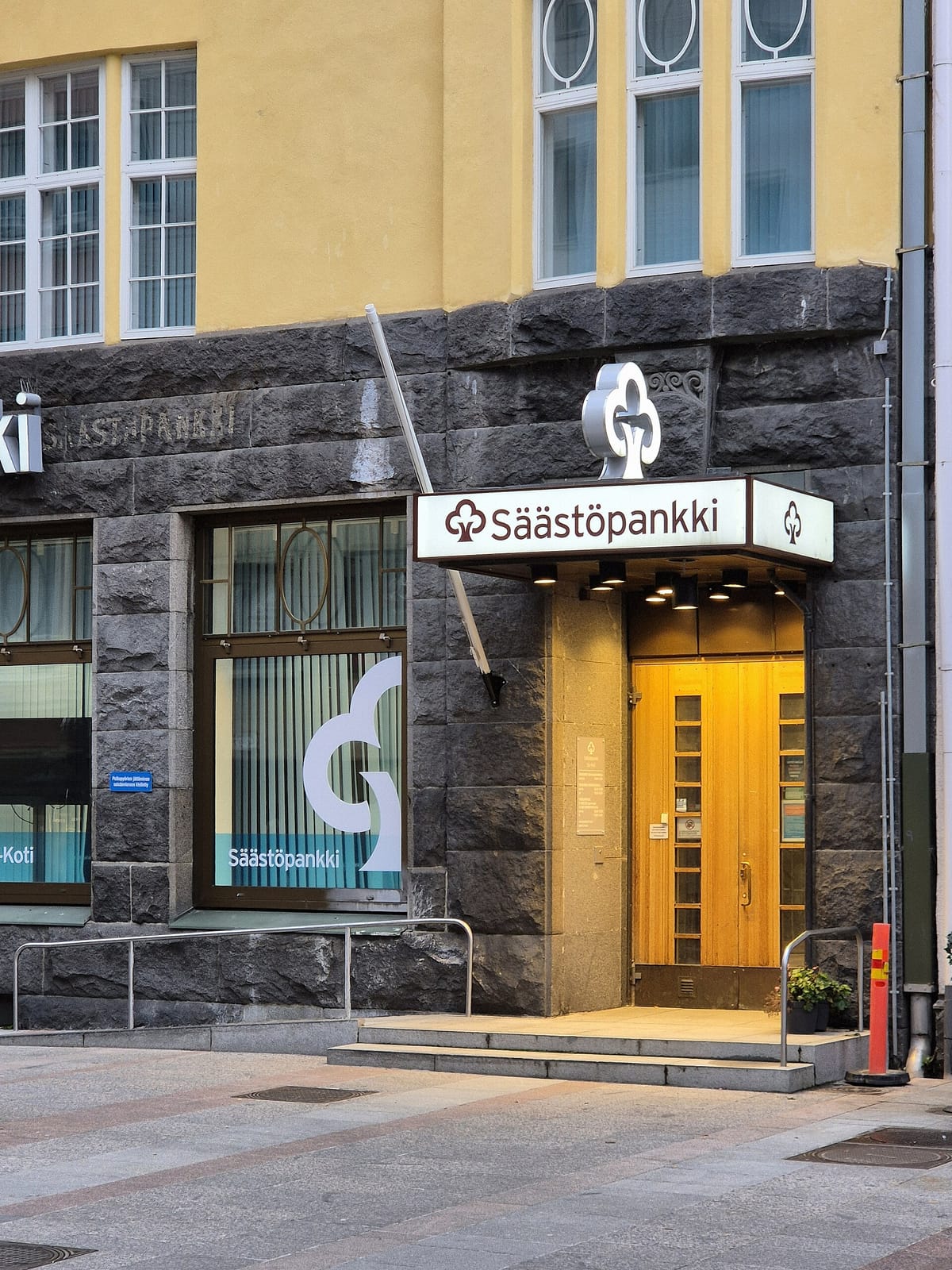 Espresso House Oulu Rotuaari photo 4