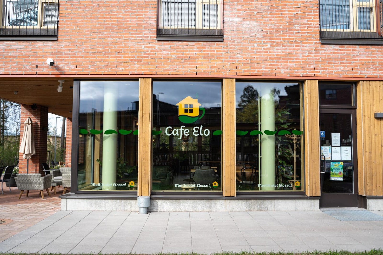 Cafe Elo