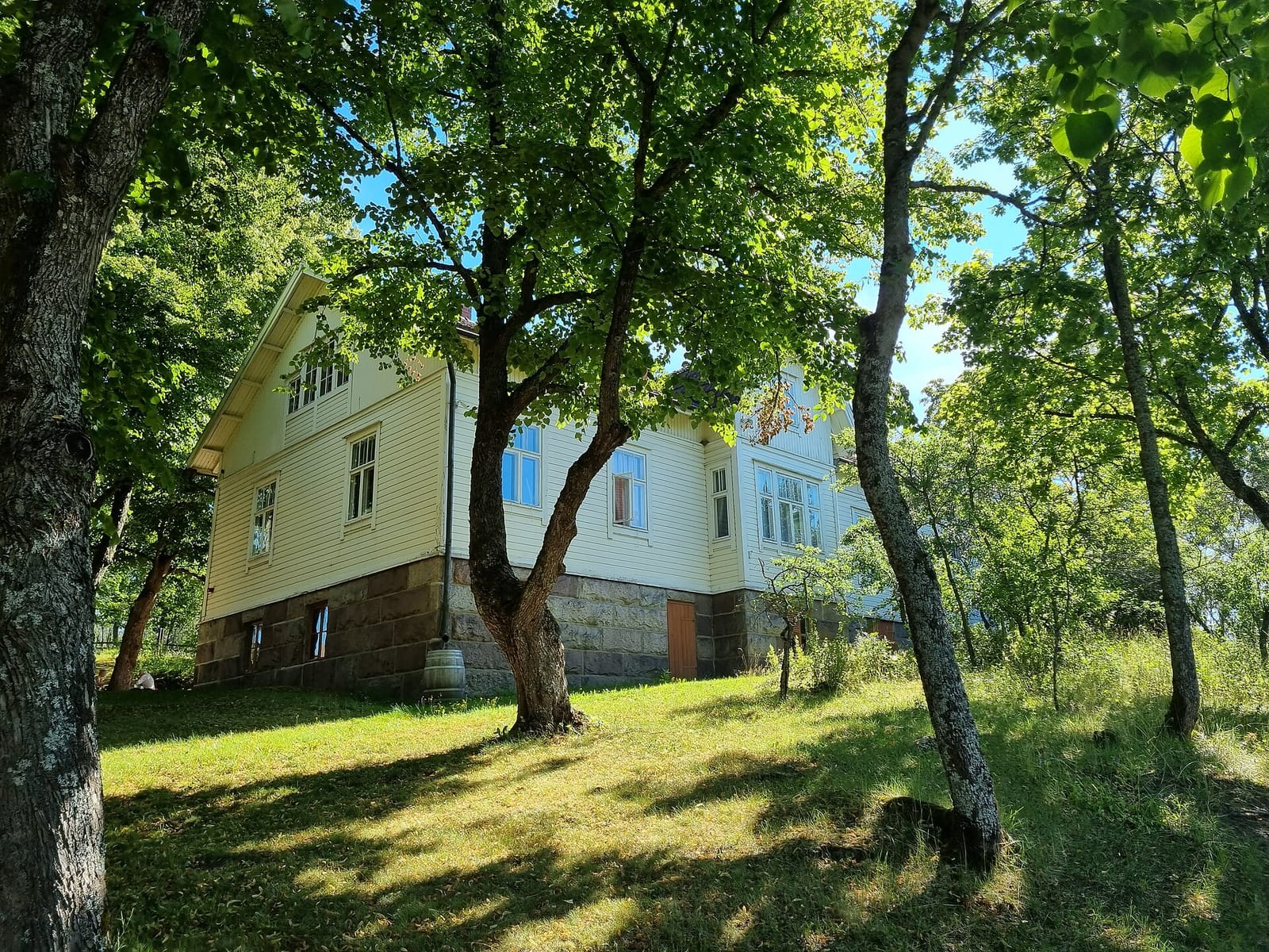 Kahvila Omena ja Kaneli