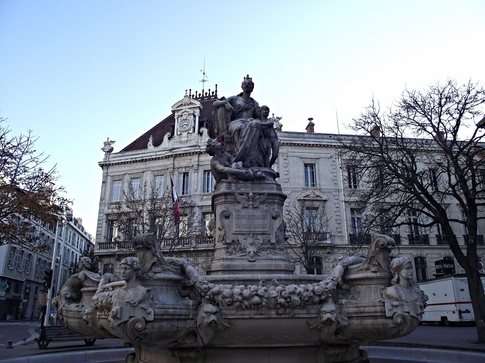 Café de la Banque photo 7