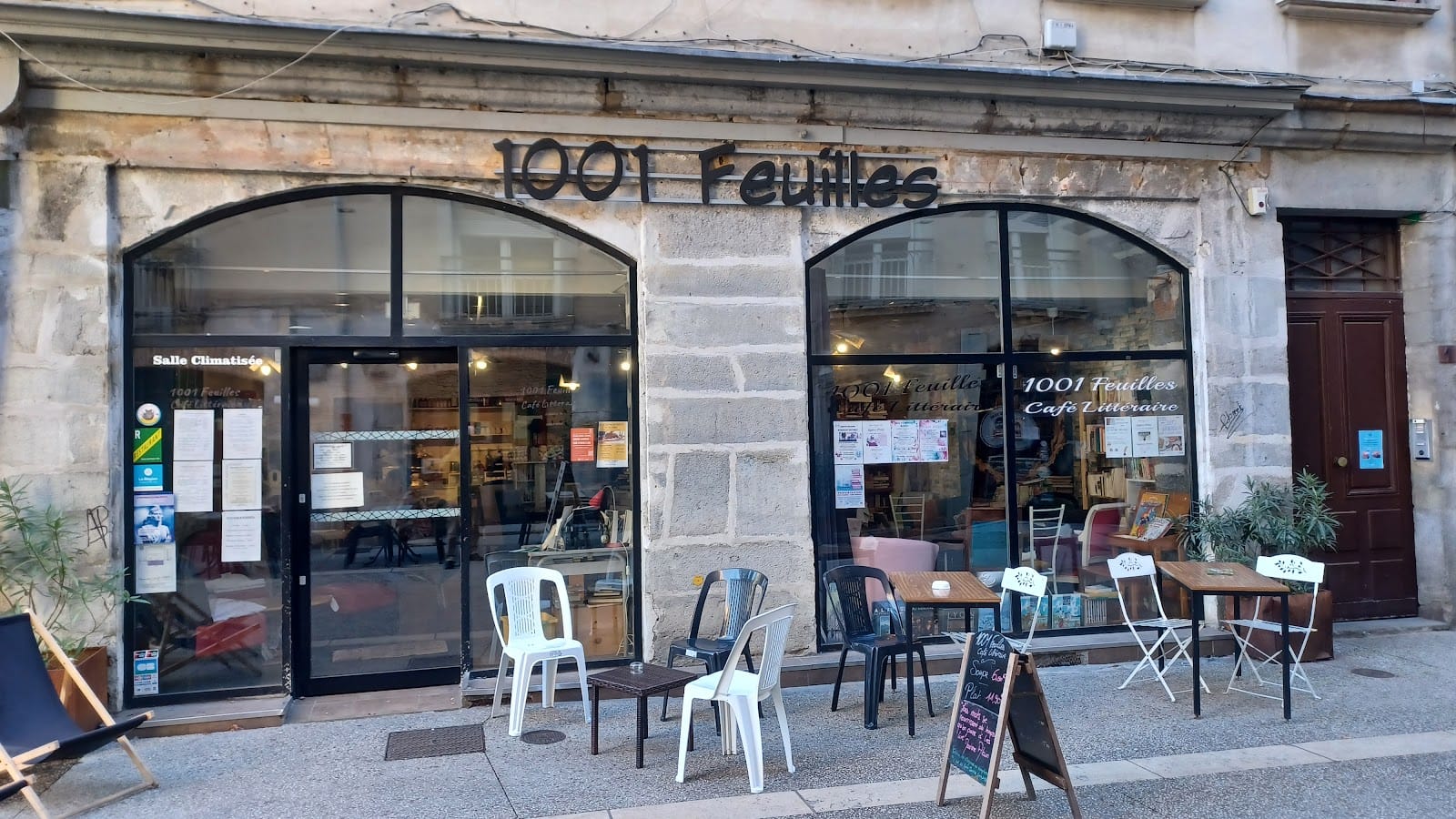 1001 feuilles