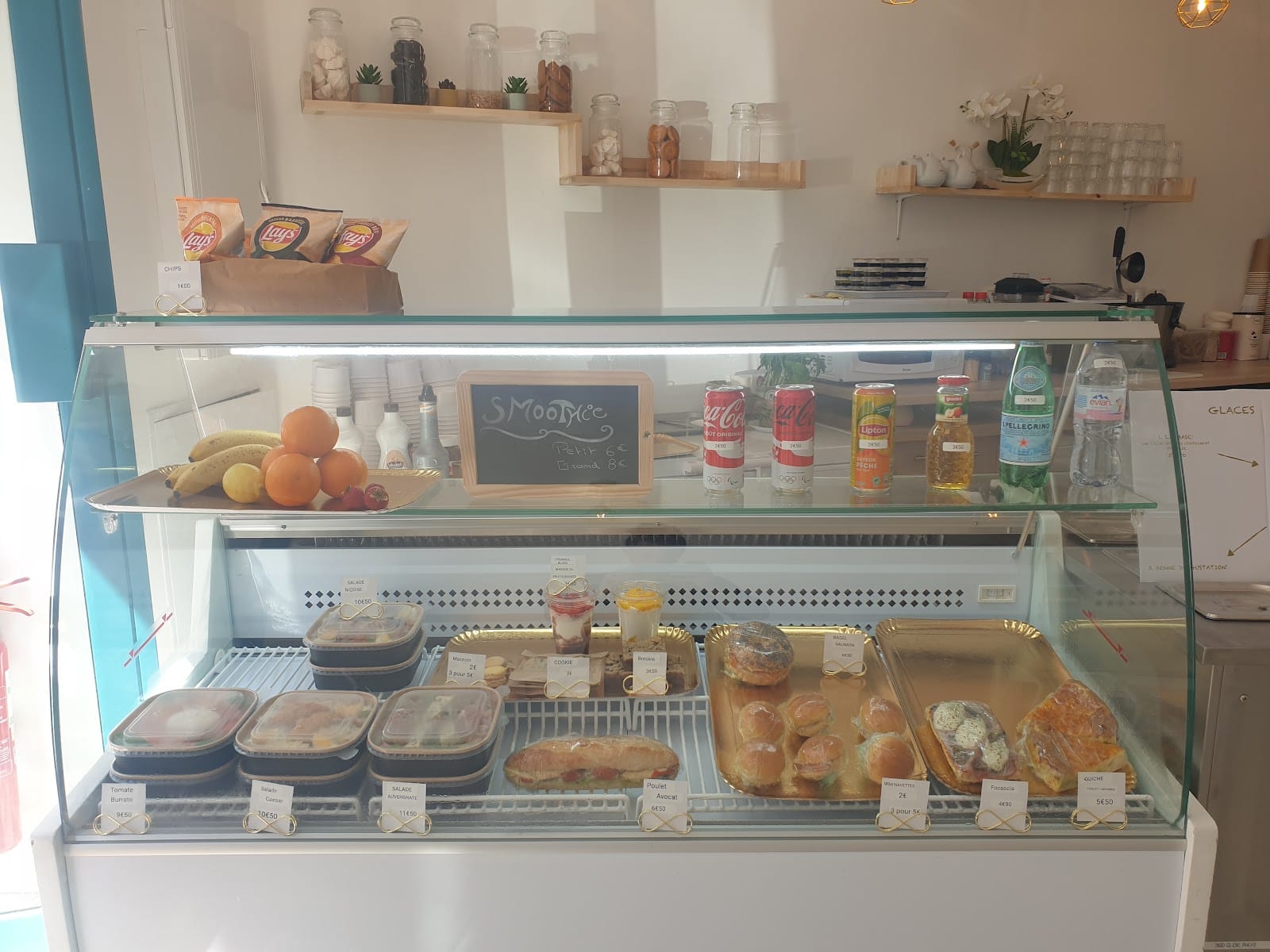 Ava Food & Coffee