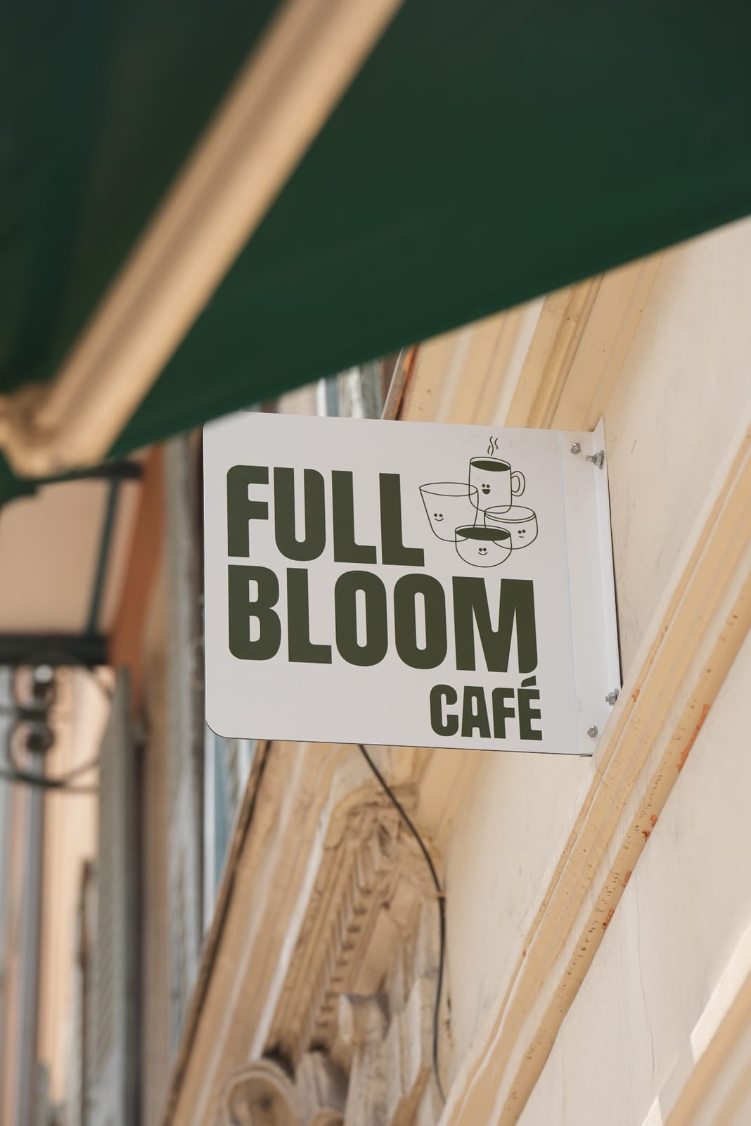 Full Bloom Café photo 7