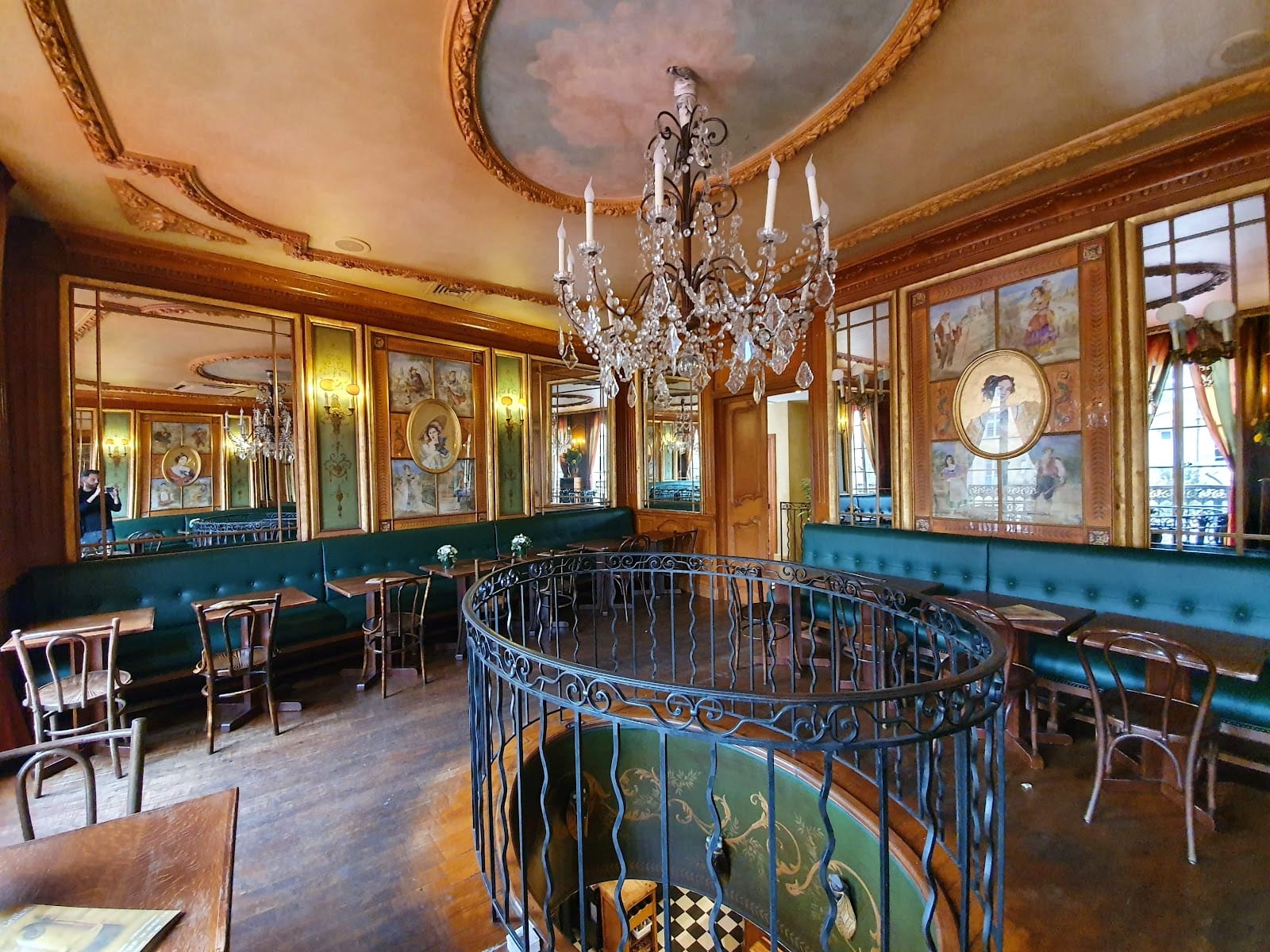 Café Le Grillon