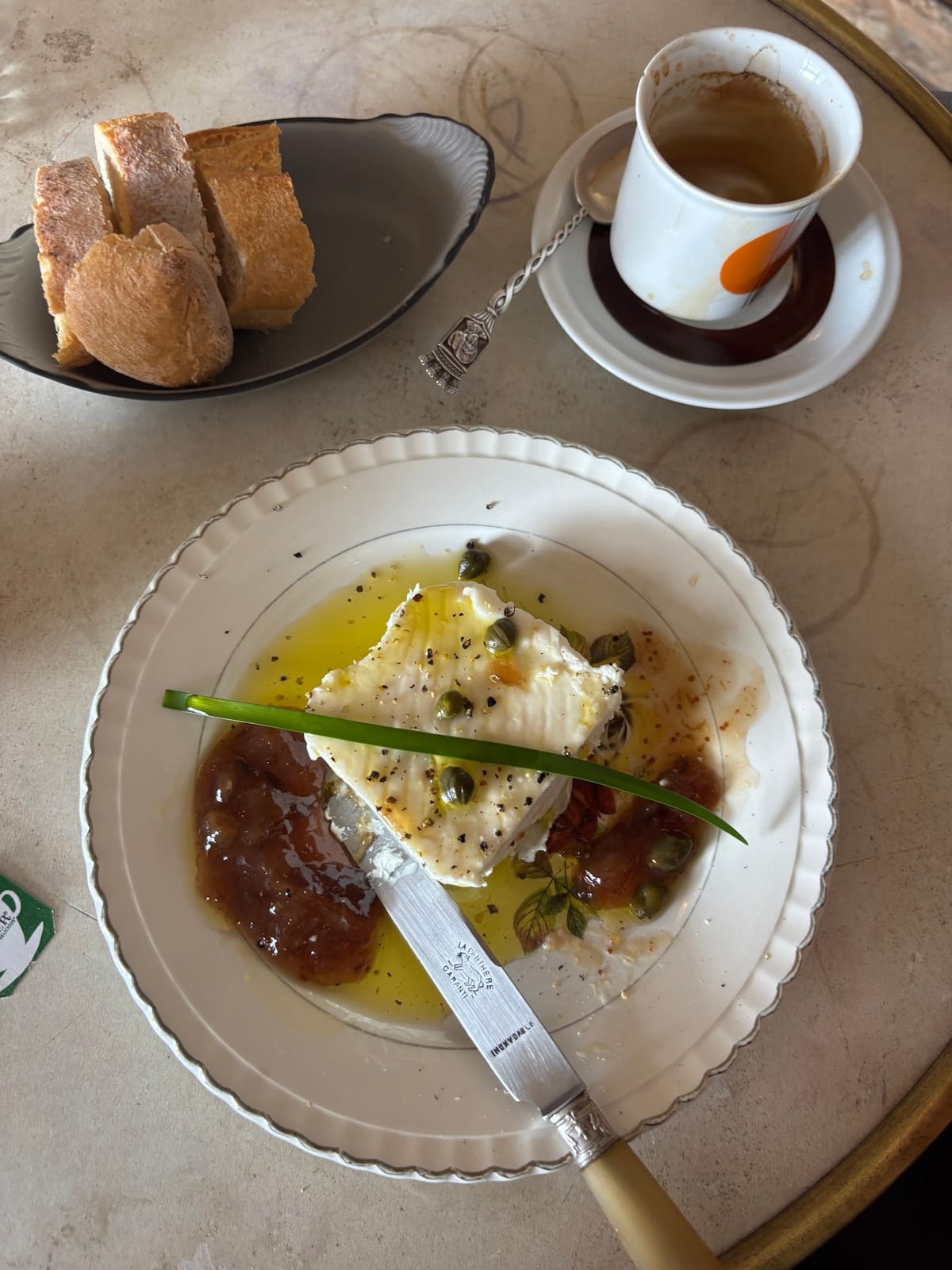 Vola Café