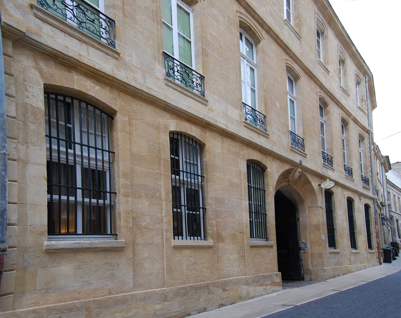 Horace photo 5