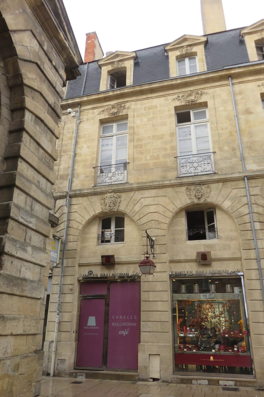 Le Petit Café photo 4
