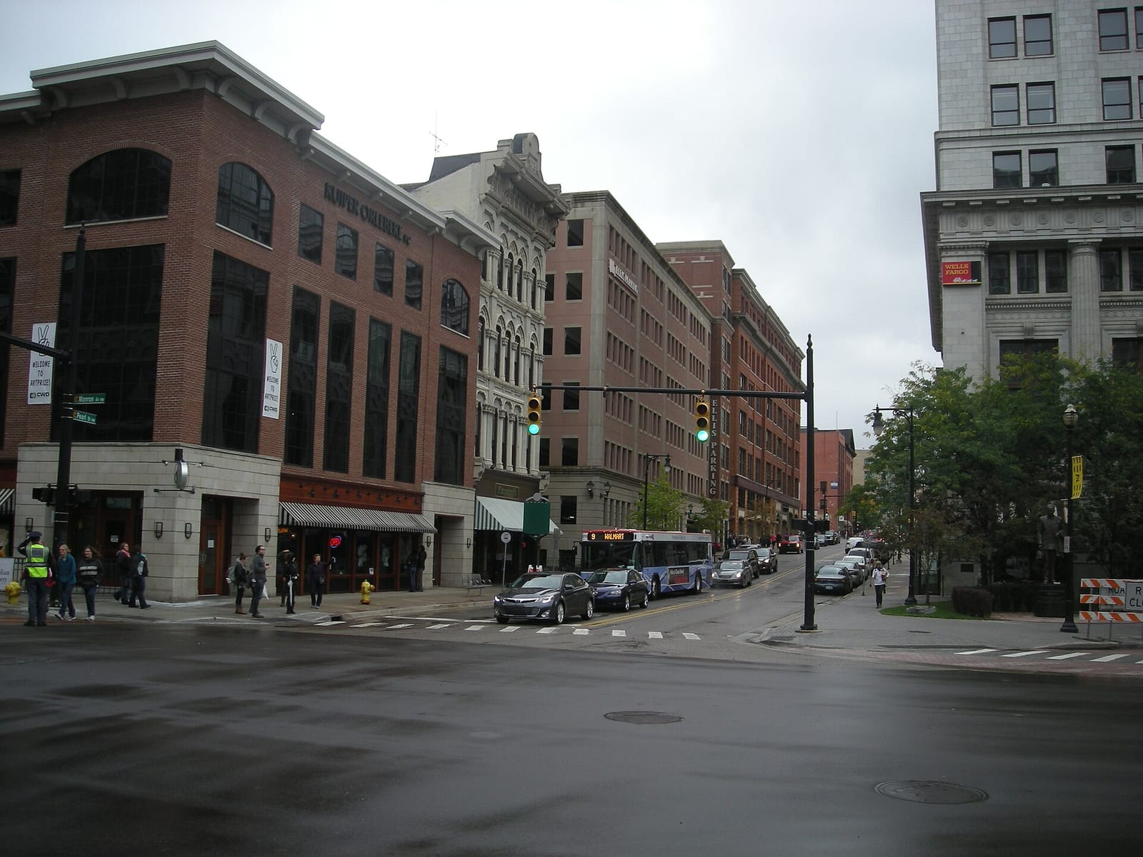 Starbucks photo 4