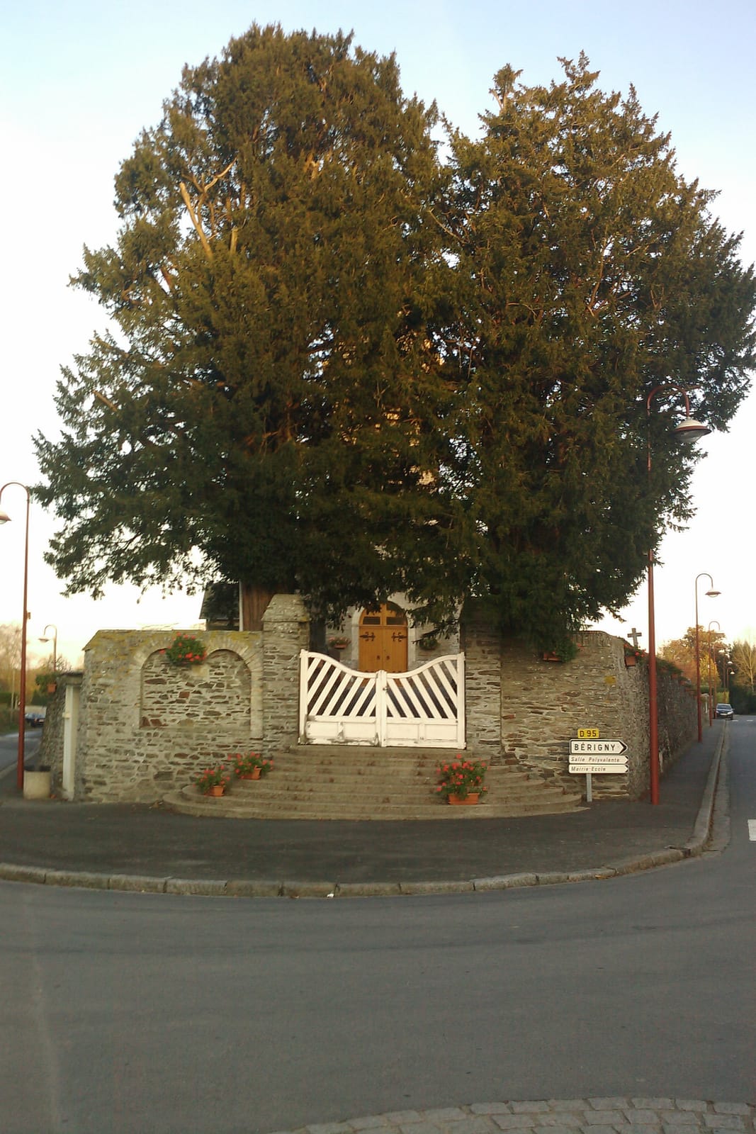 Le Saint-Georges-d'Elle photo 3