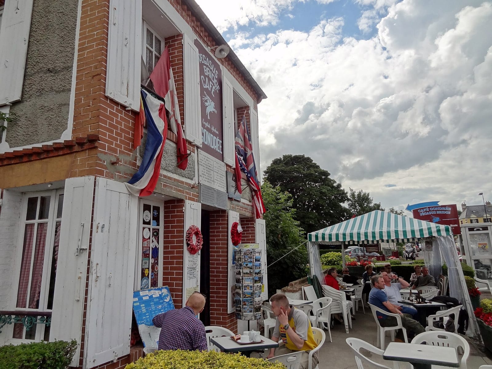 Café Gondrée photo 4