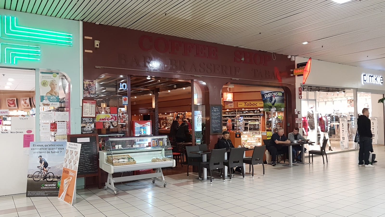 Coffee Shop