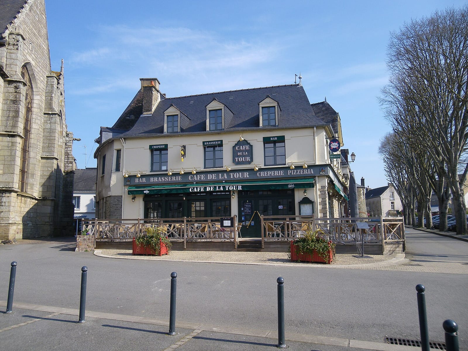 Café de la Tour photo 2