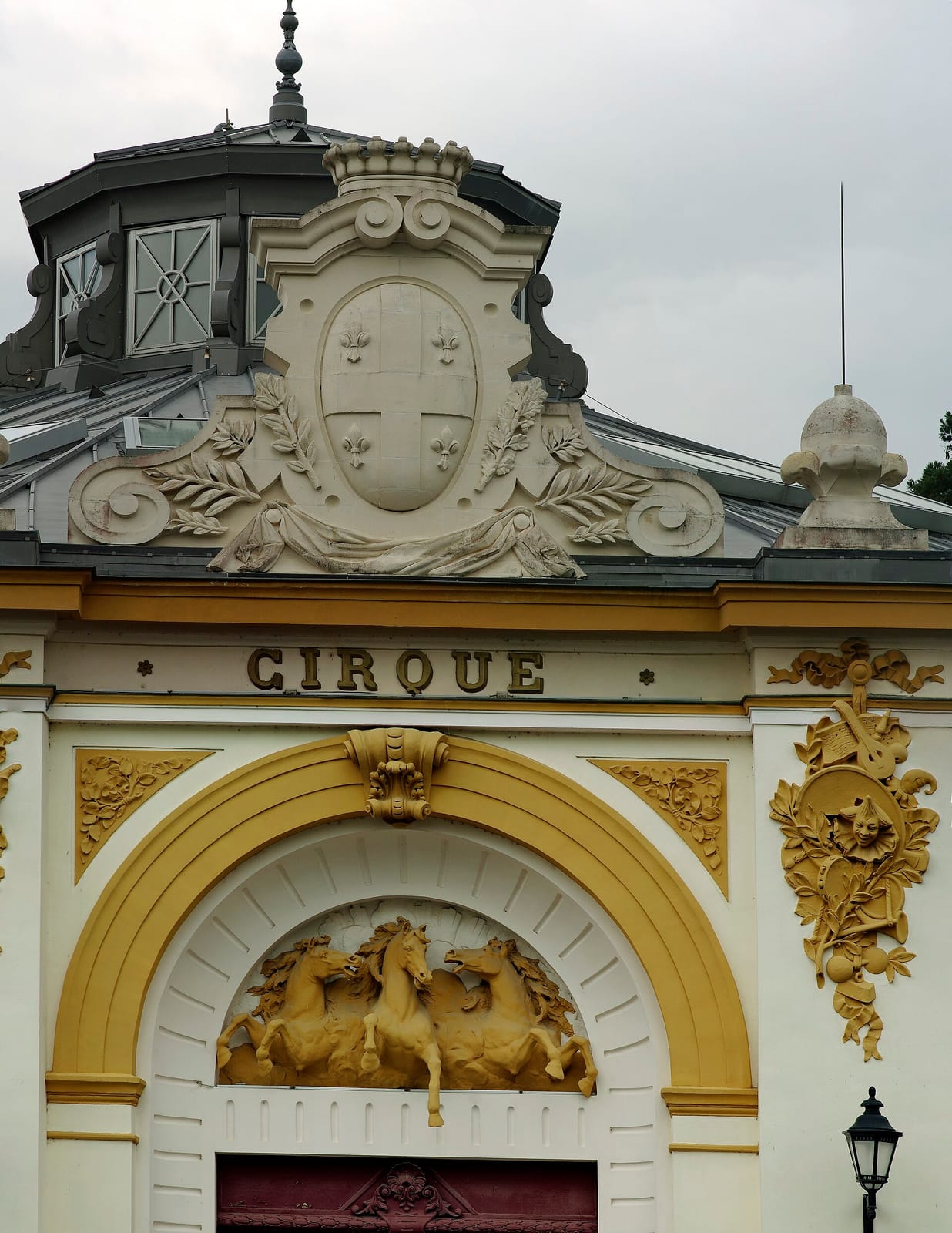 Café du Cirque photo 2