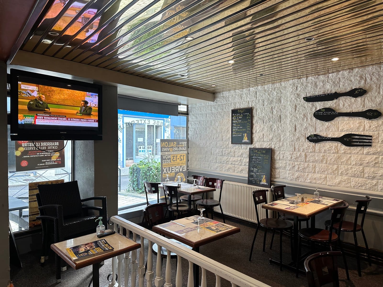 Le Bistro