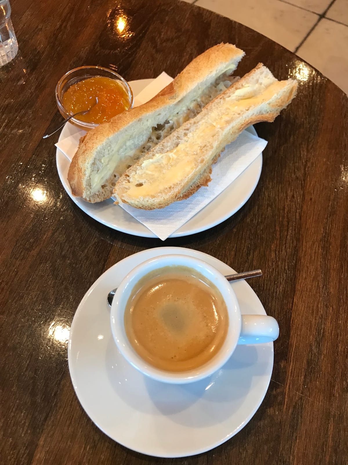Bomby's Cafe