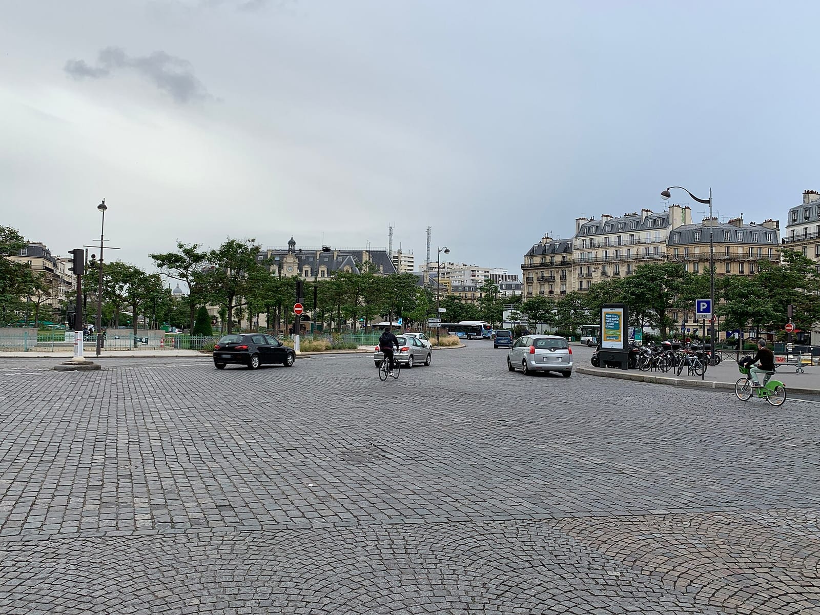 La Place photo 3