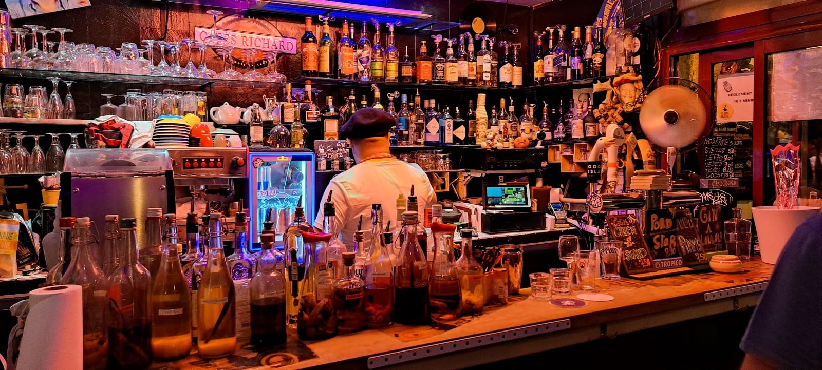 Loulou Bar