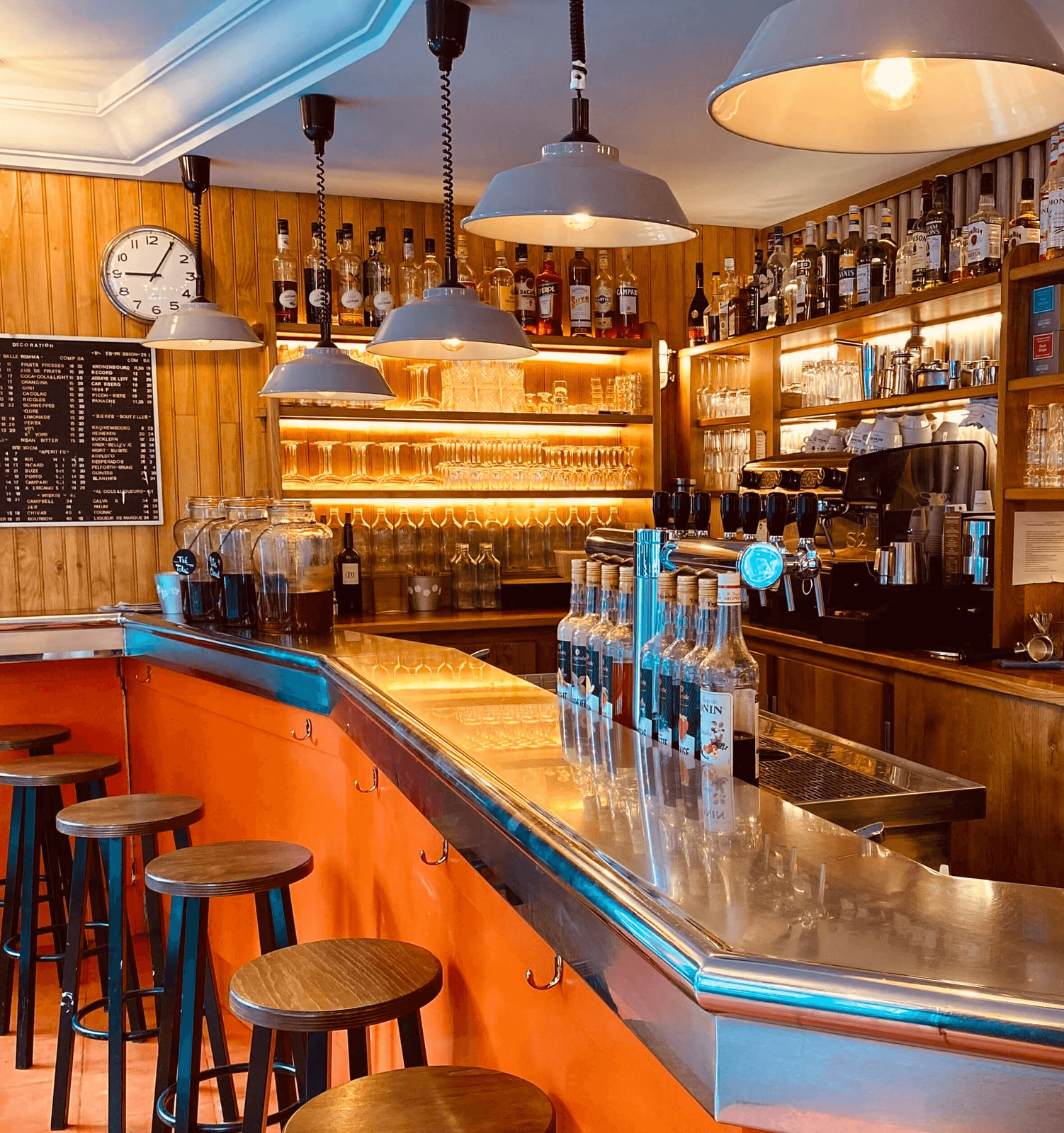 Au Petit Bar photo 5