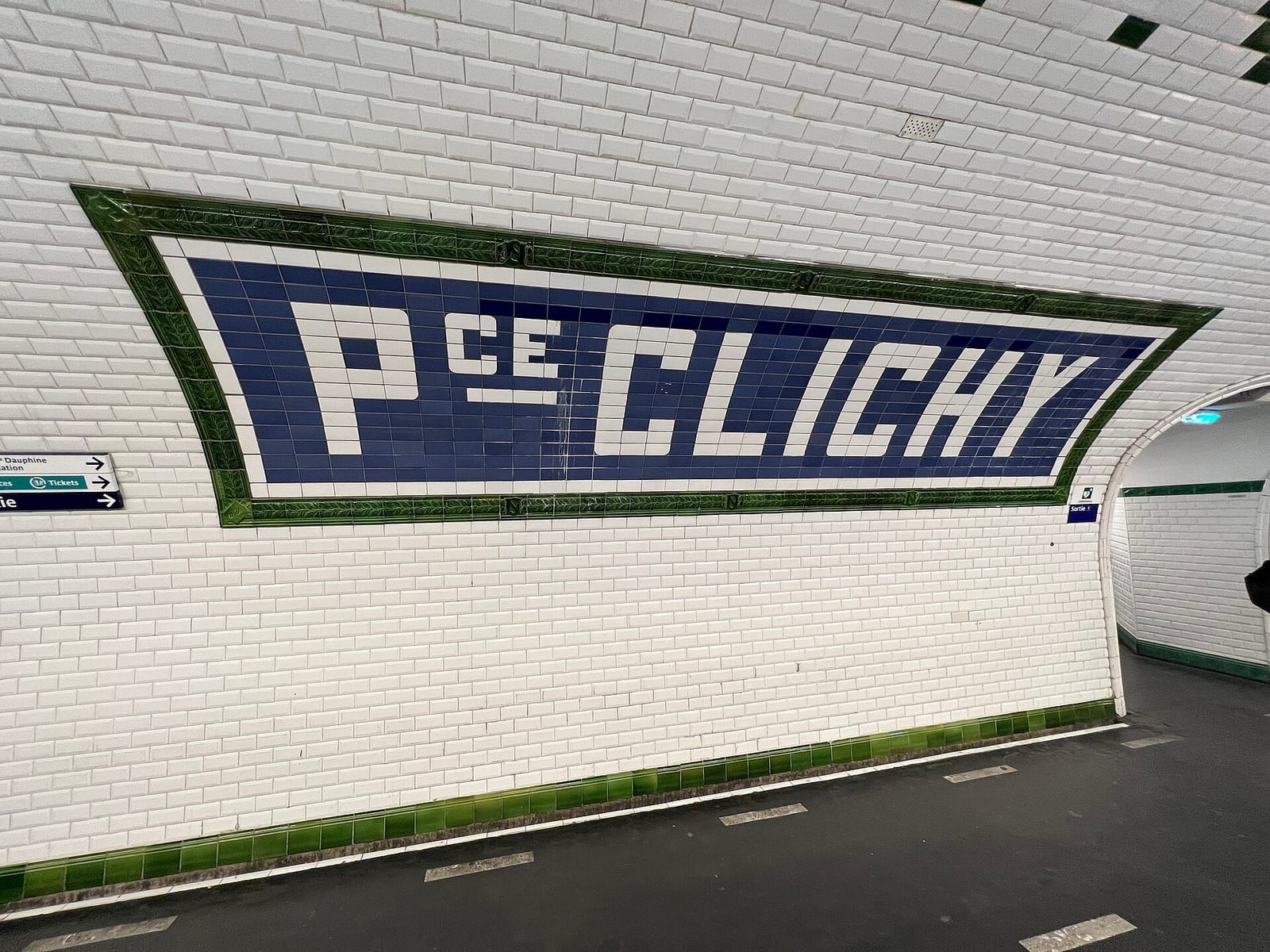 Le Péché Mignon photo 4