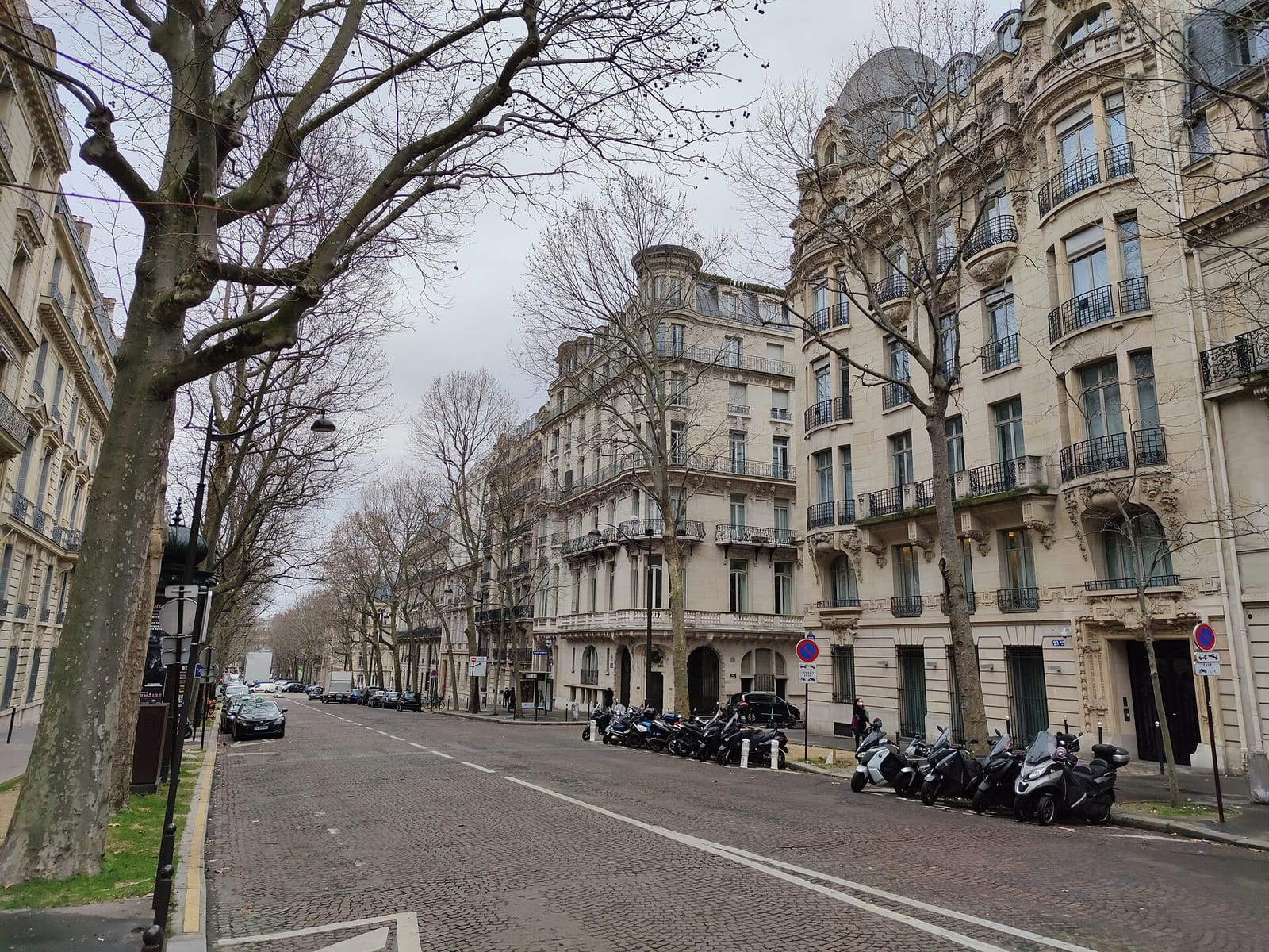 Valois