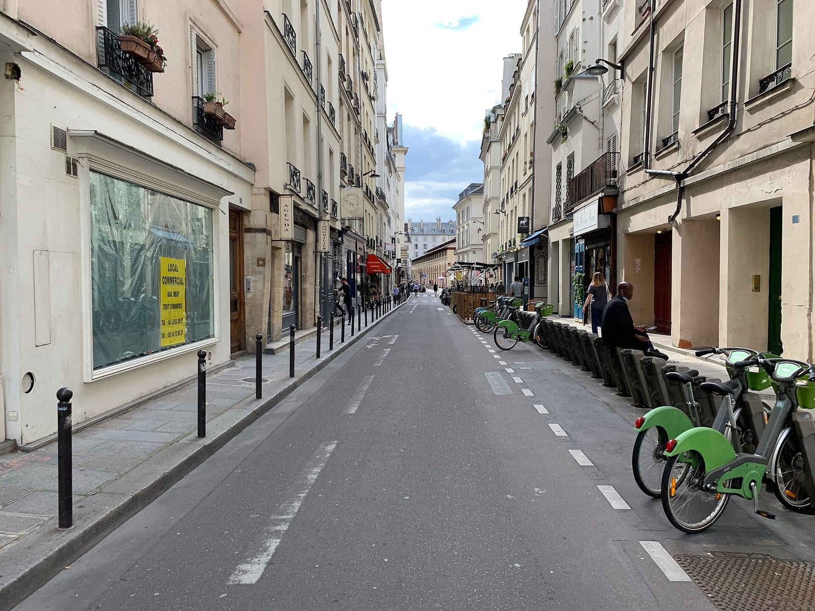 L'îlebrairie & Co. photo 4