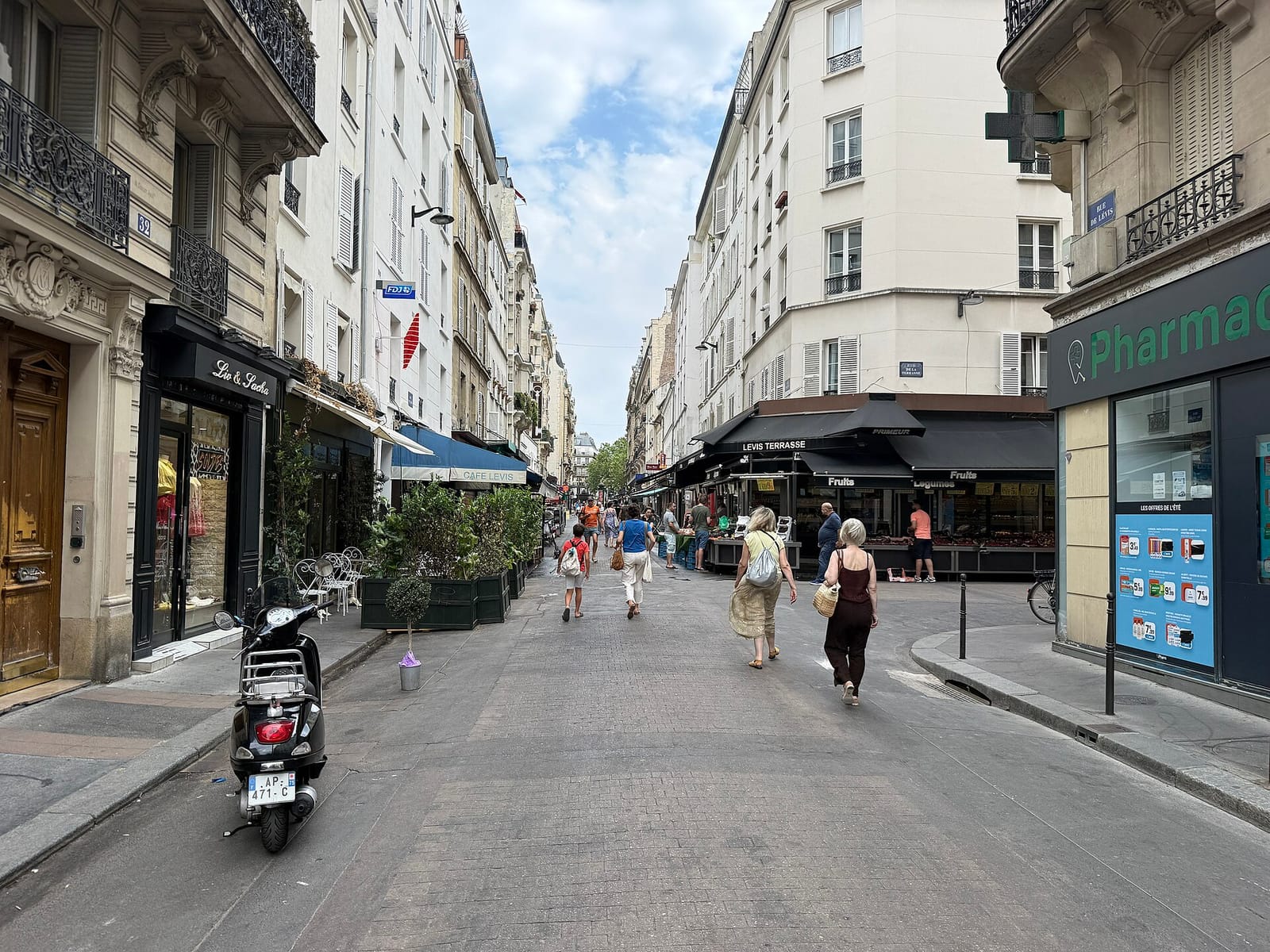Le Village Café photo 2