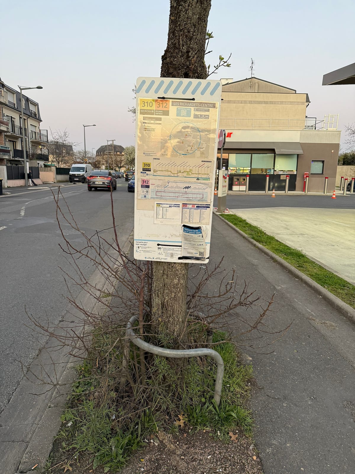 Le 102 photo 2