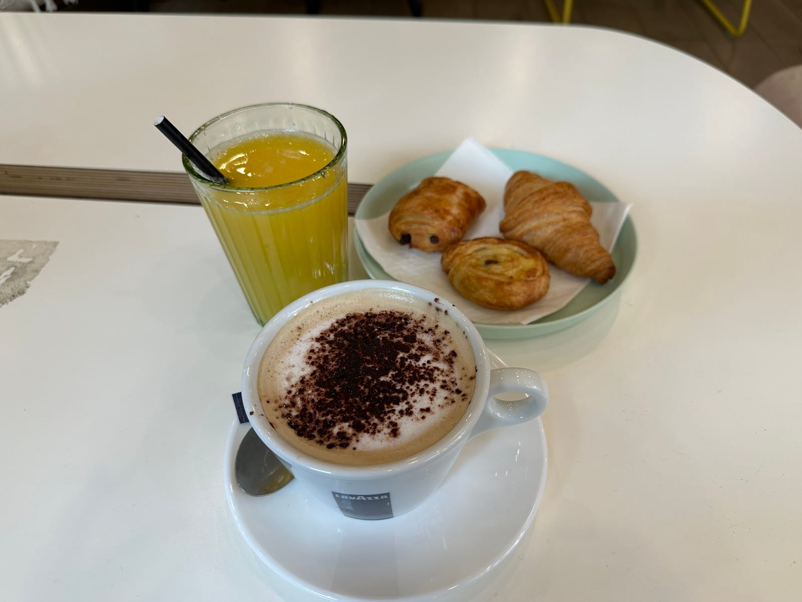 Le Café du Village
