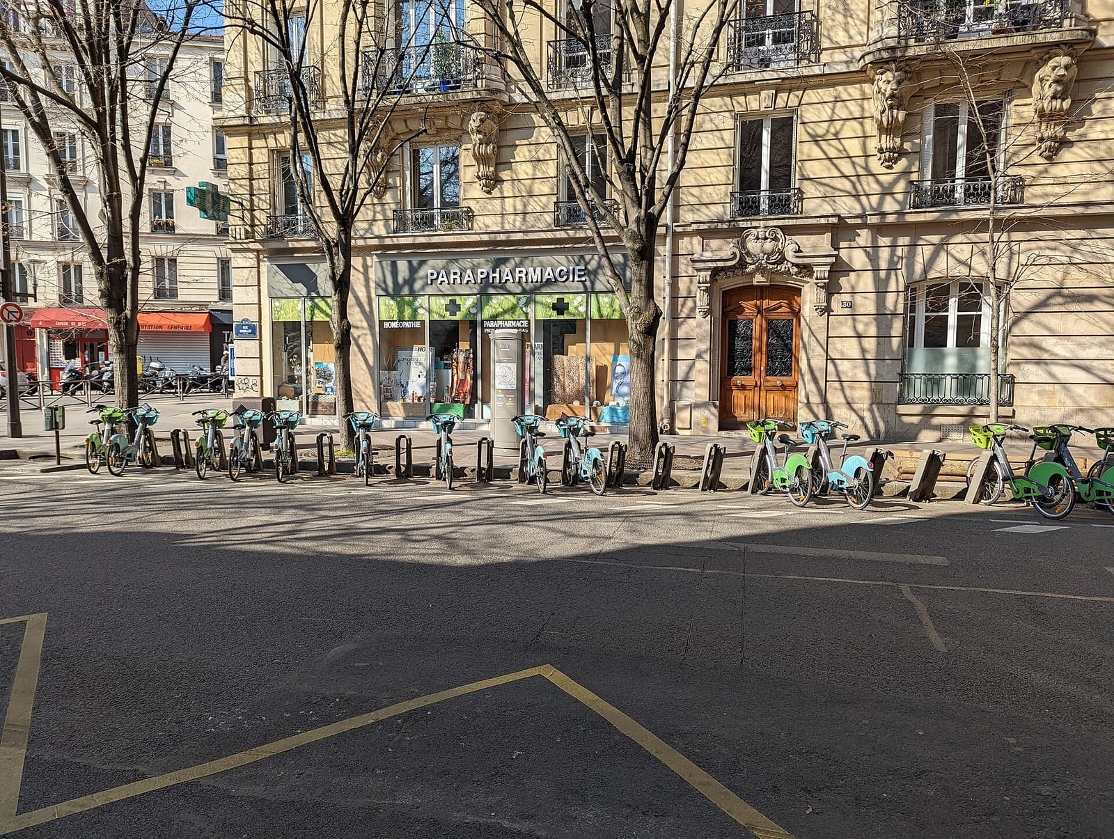 Le Petit Café photo 12