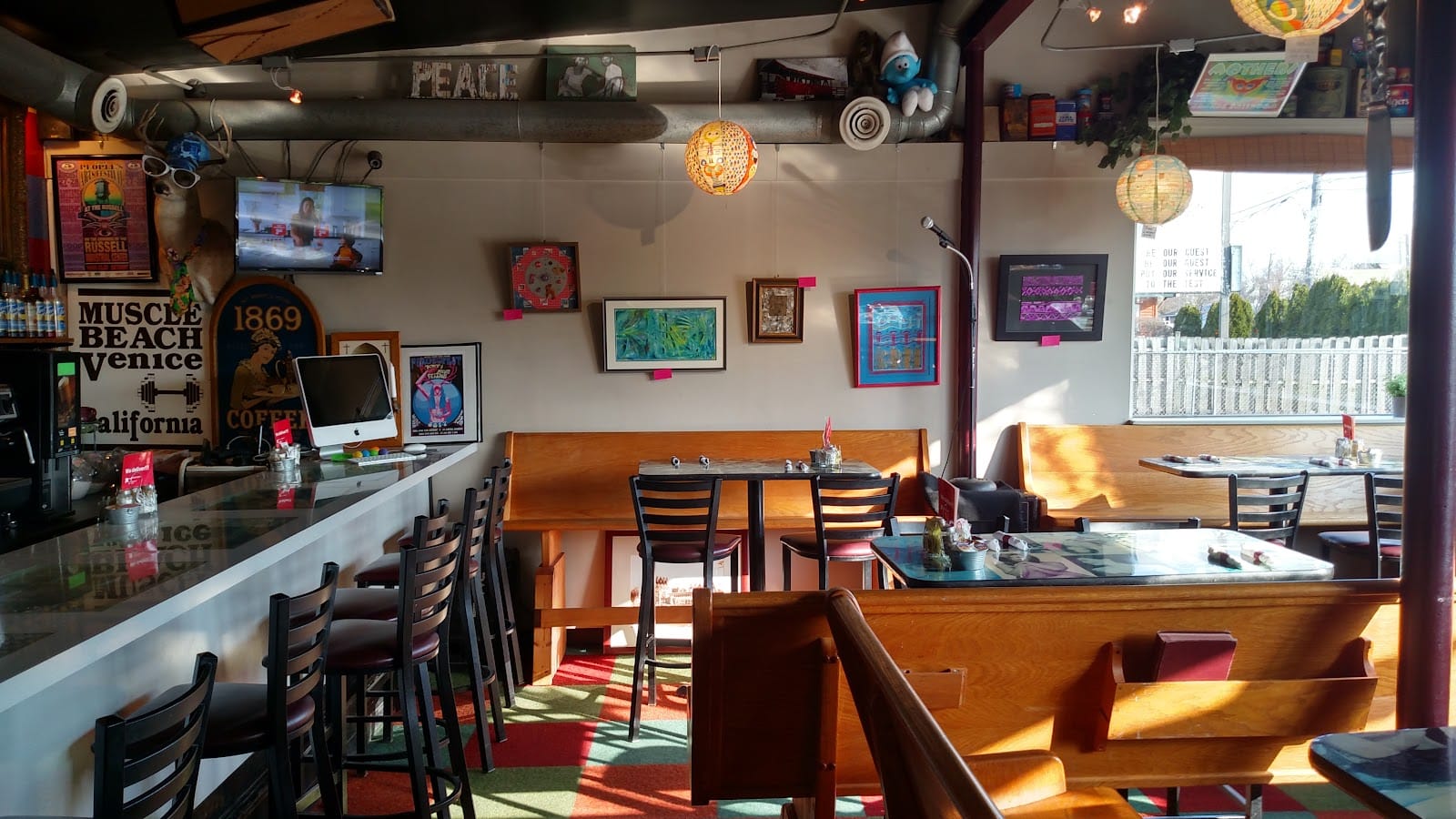 L.A. Cafe