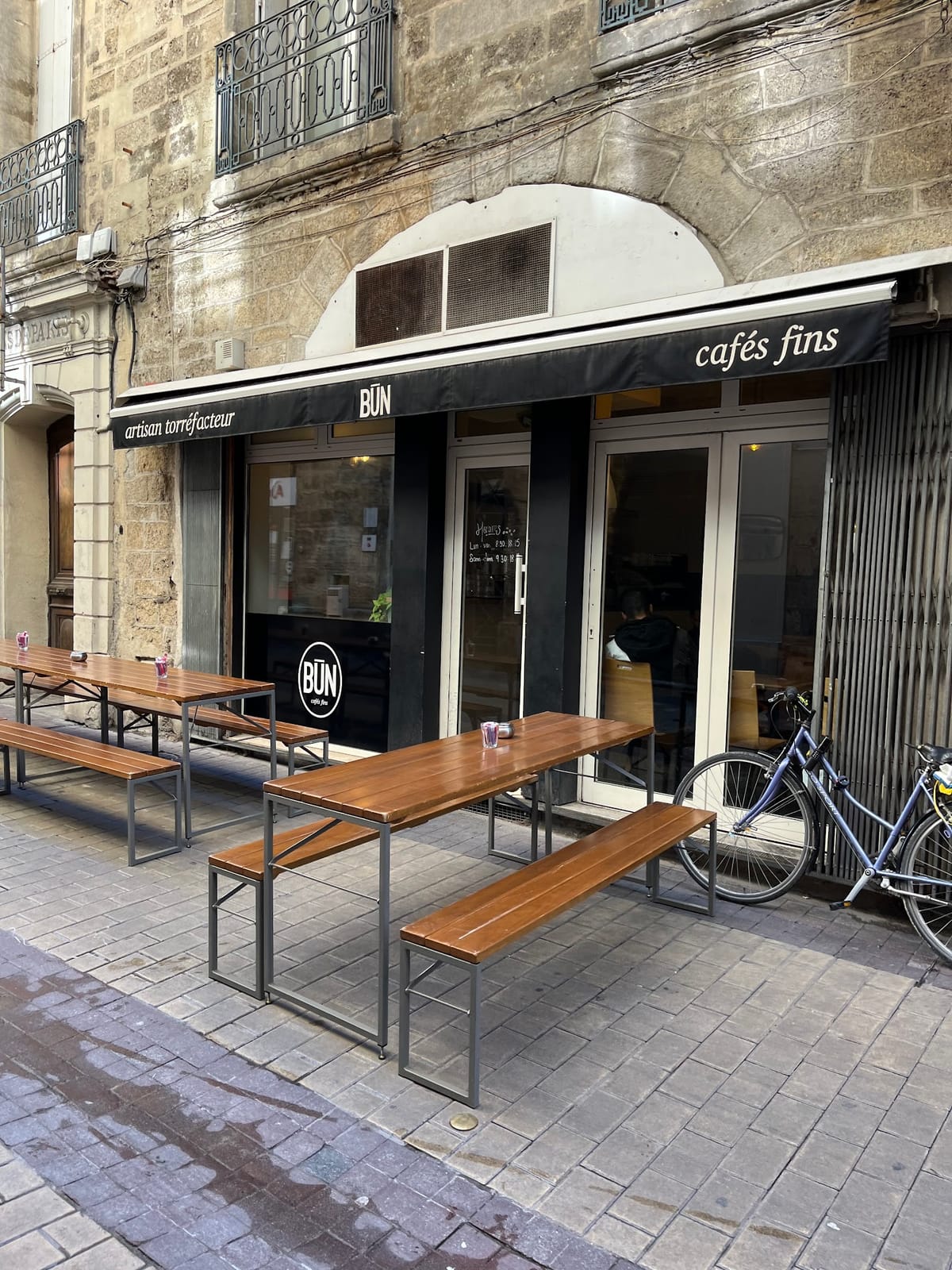 Cafe Bûn Etuves