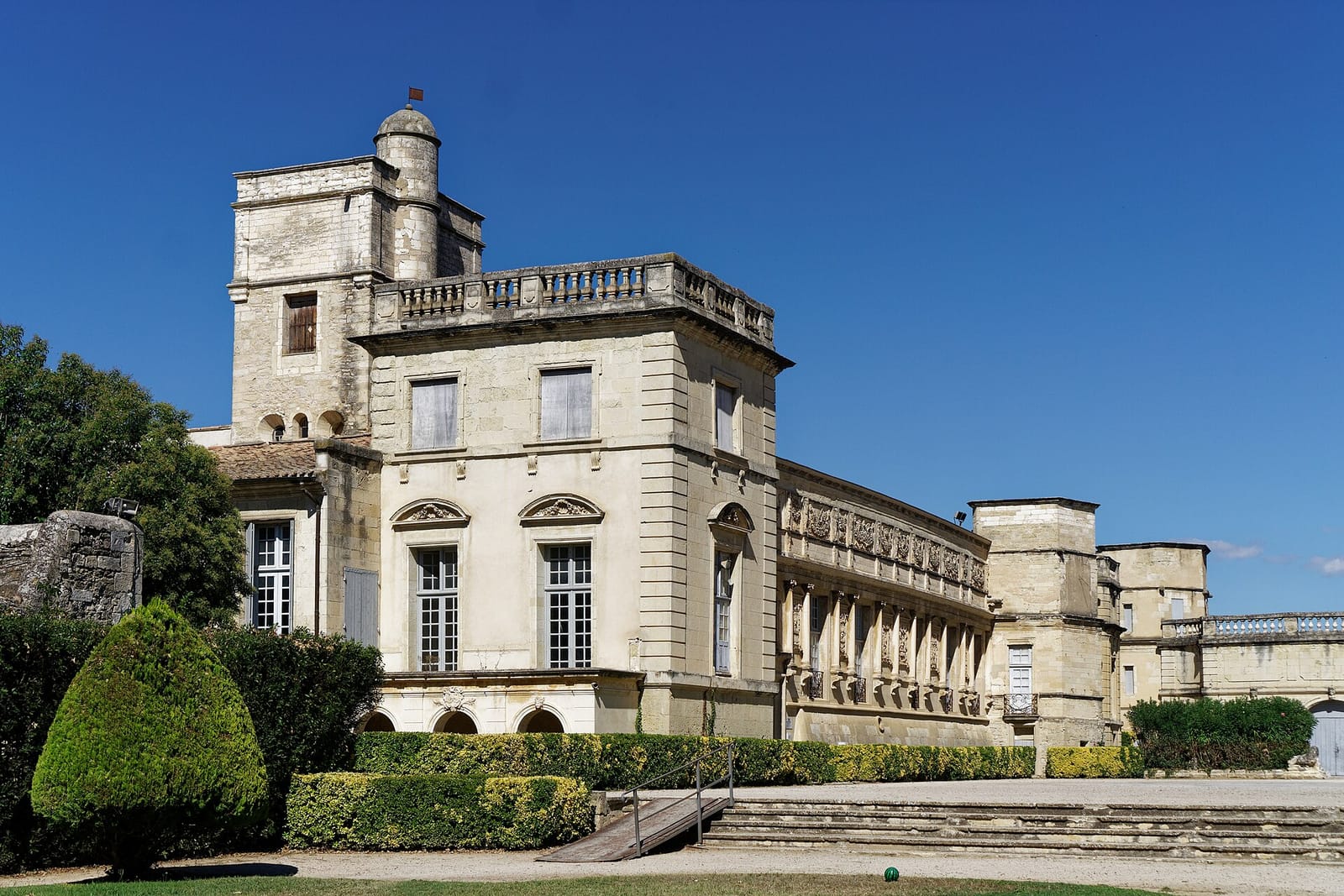 Le Café Français
