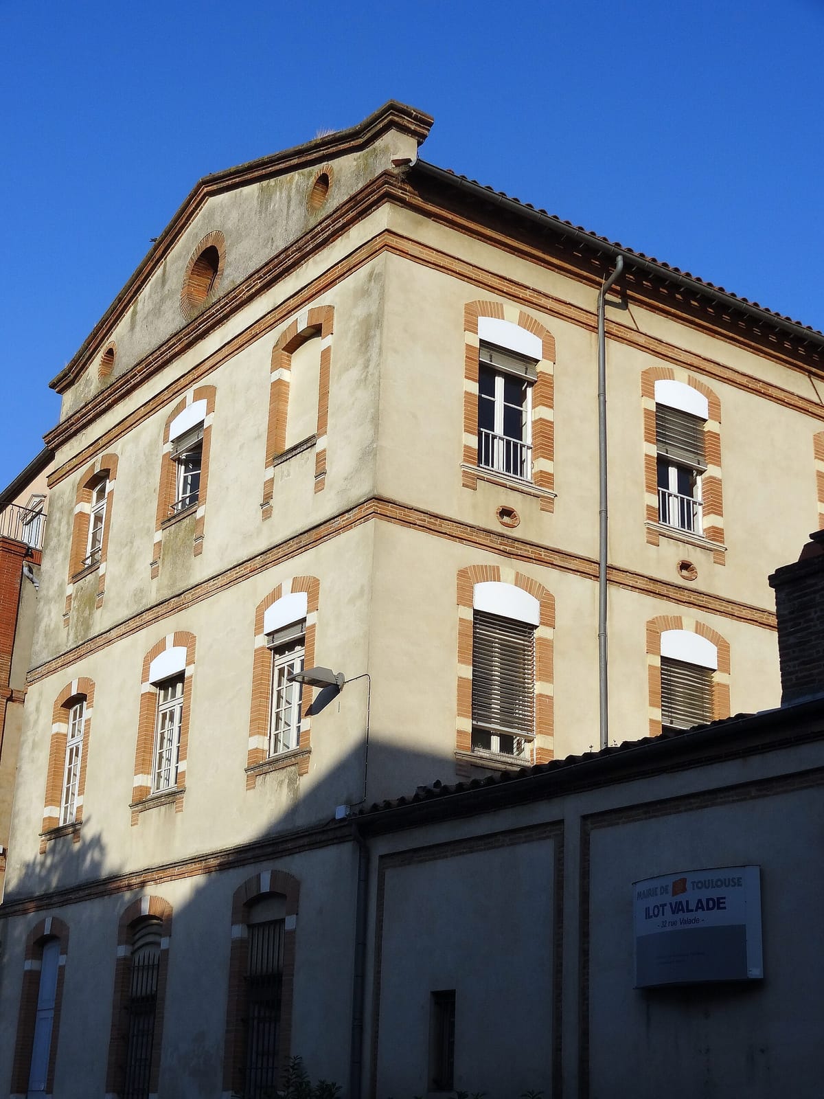 KM Dehors photo 4