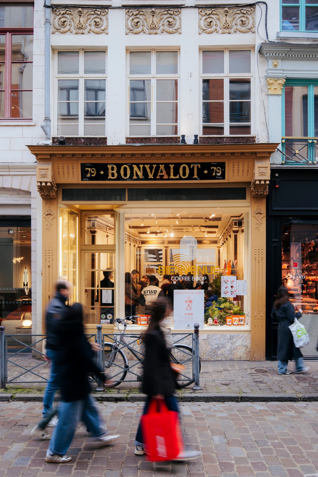 Bienvenue Coffee Shop photo 2