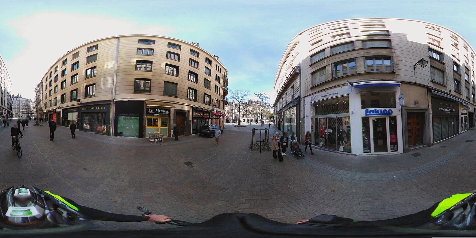 Bistro du Cours photo 2