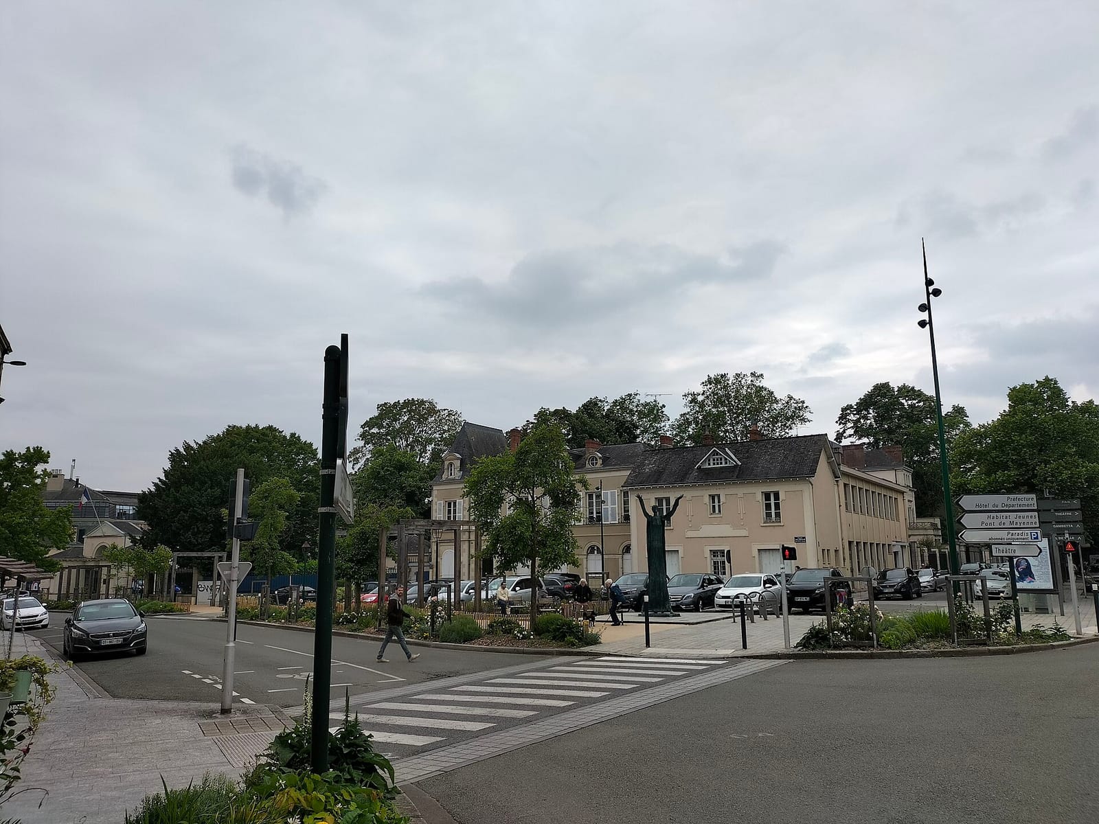 Etienne Coffee & Shop Corner Laval photo 12