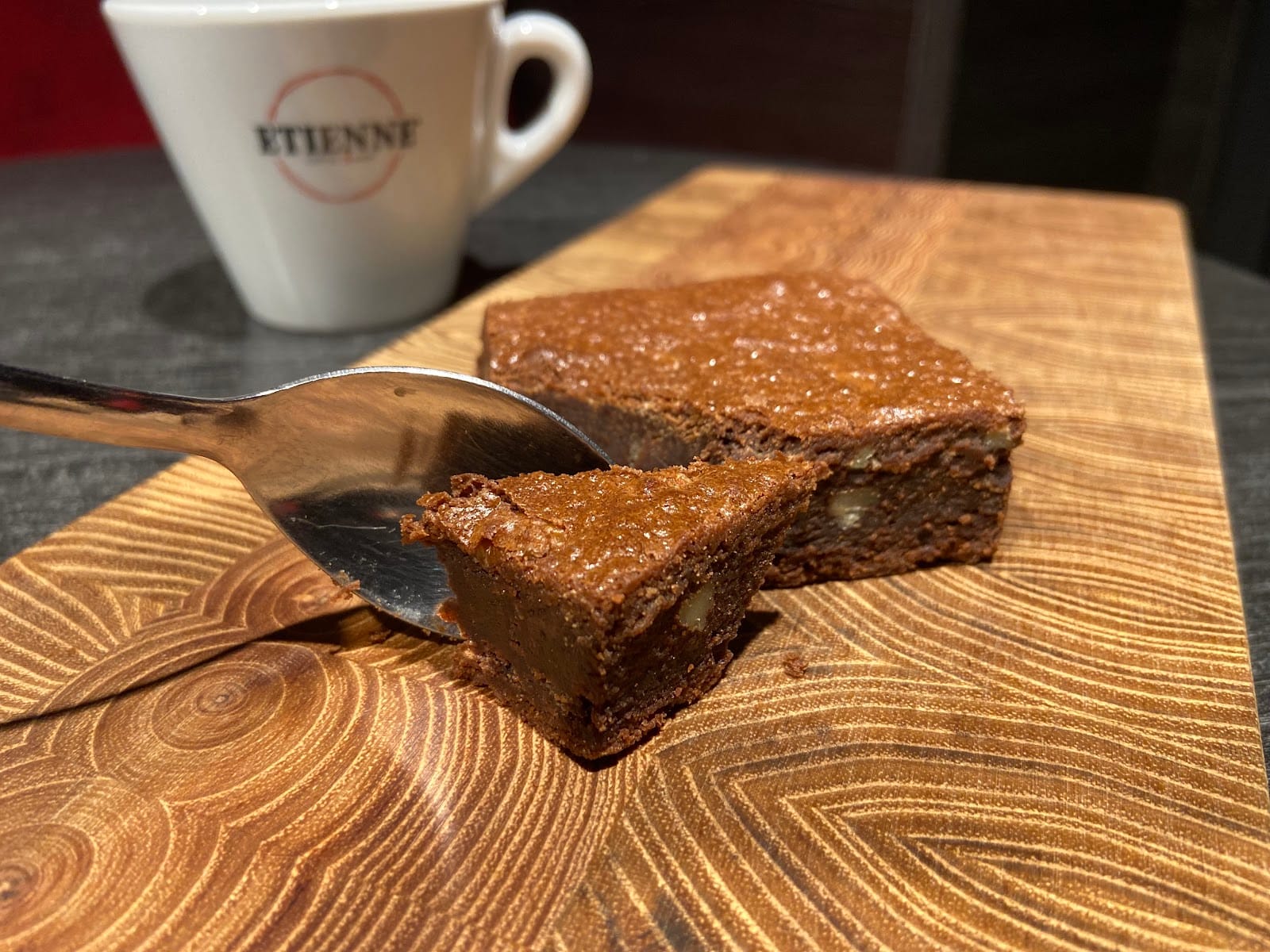 Etienne Coffee & Shop Corner Laval