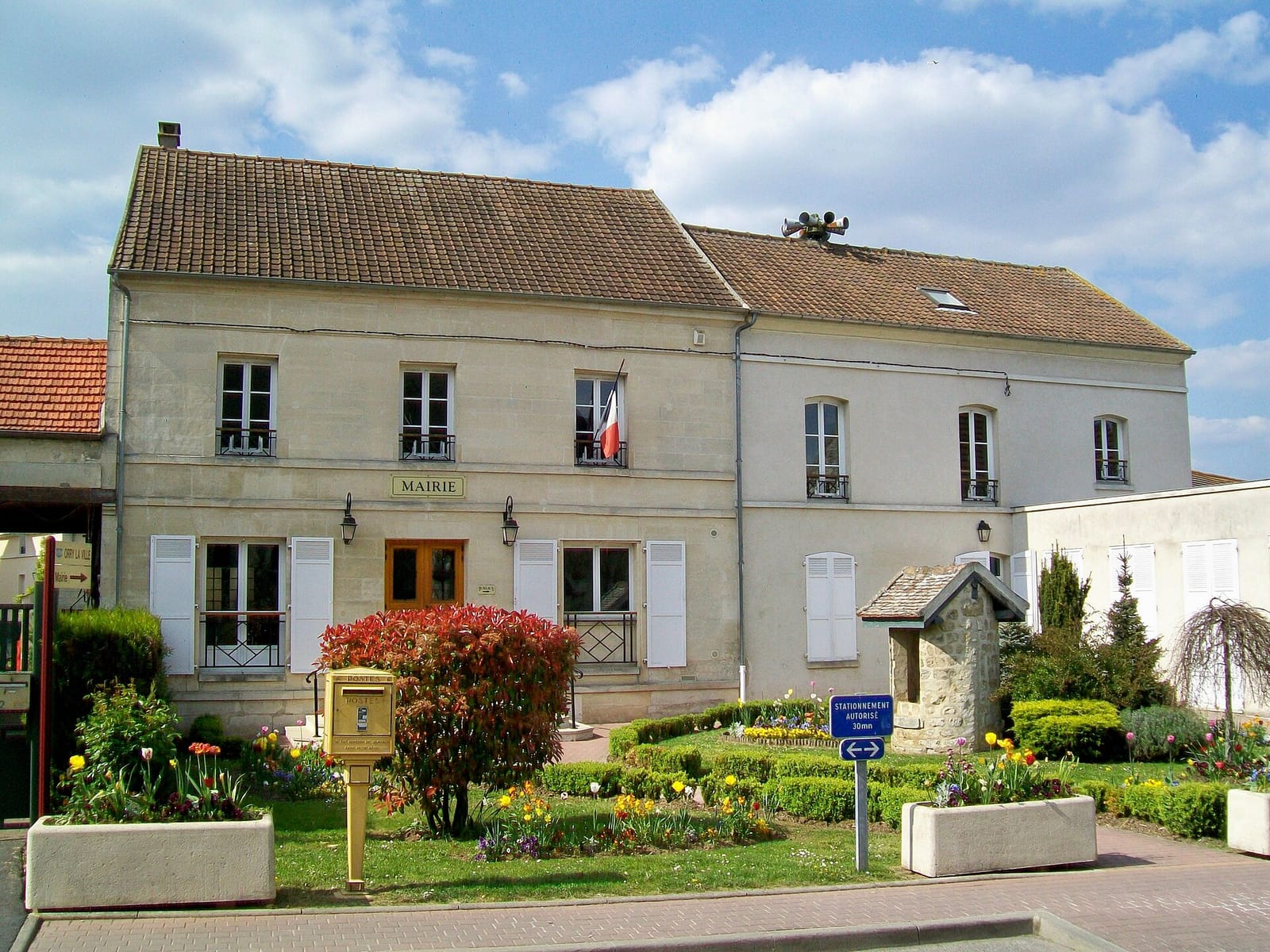 Café de la Mairie photo 2