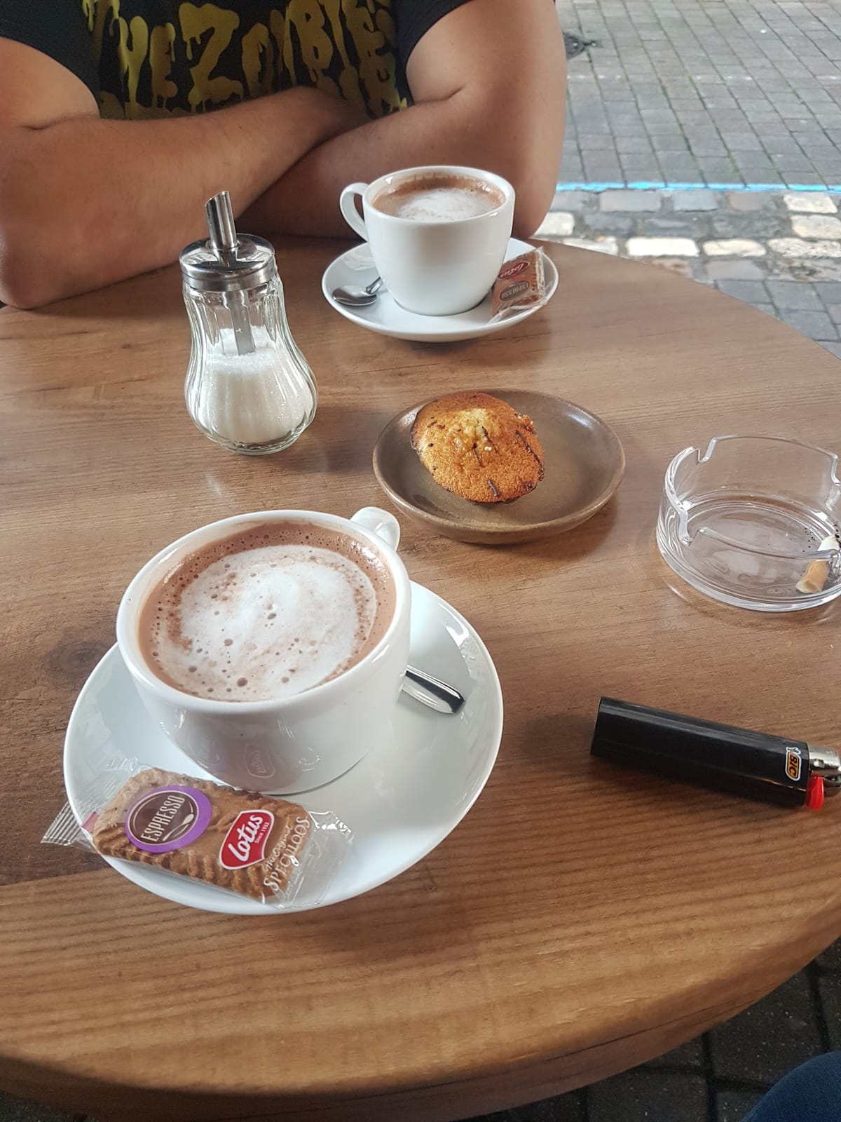 Le Biblio Café