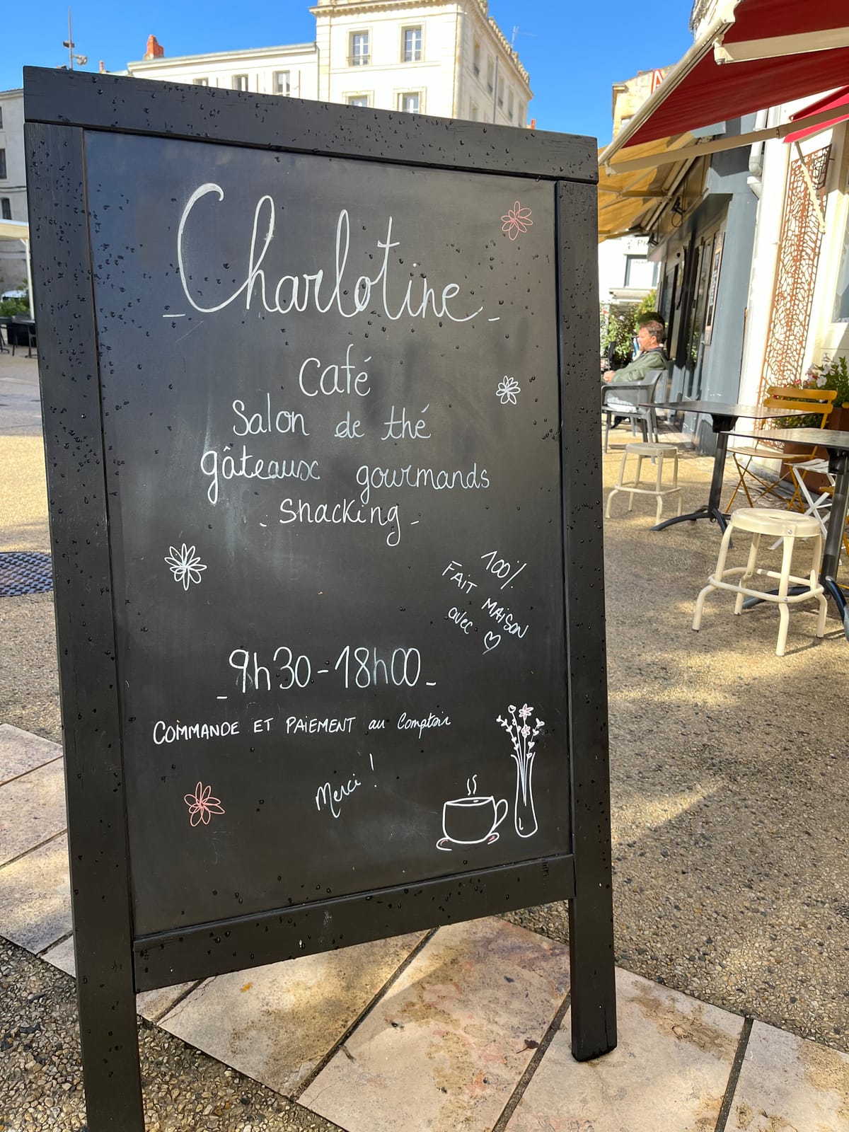 Charlotine photo 2