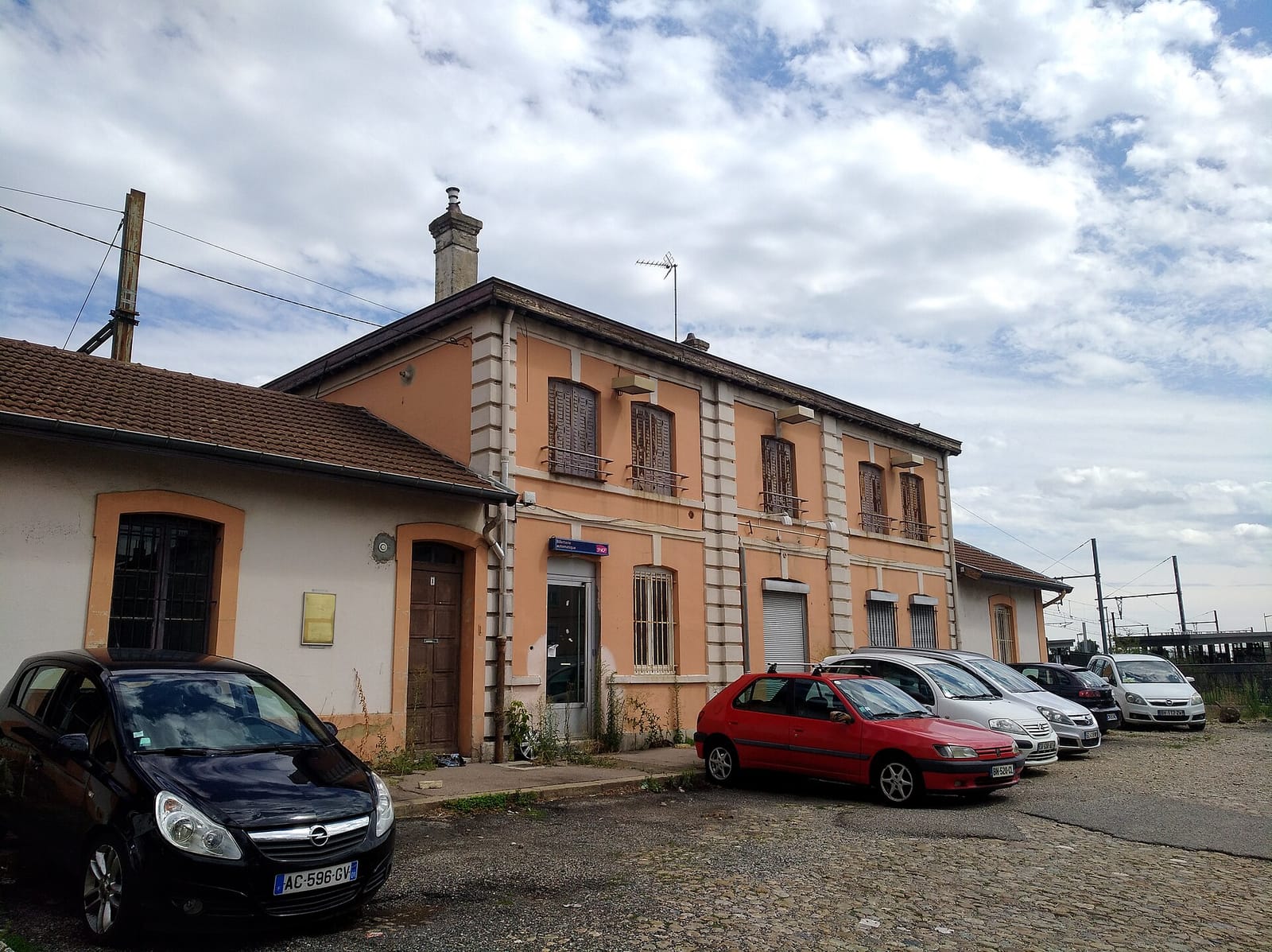 Café Charmant photo 4